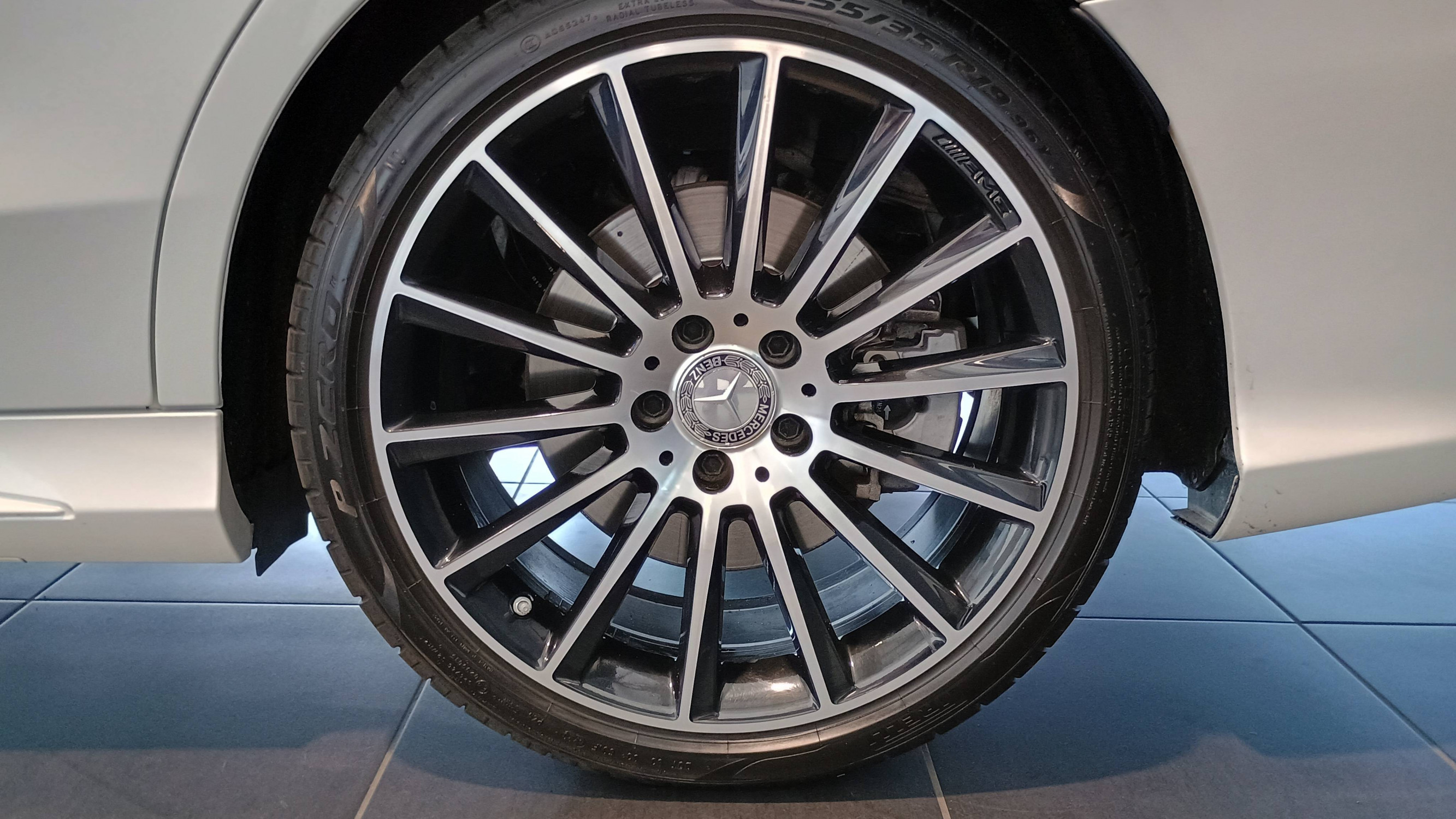Vente en ligne Mercedes Classe C Break  43 Mercedes-AMG Speedshift TCT AMG 4Matic au prix de 47 990 €