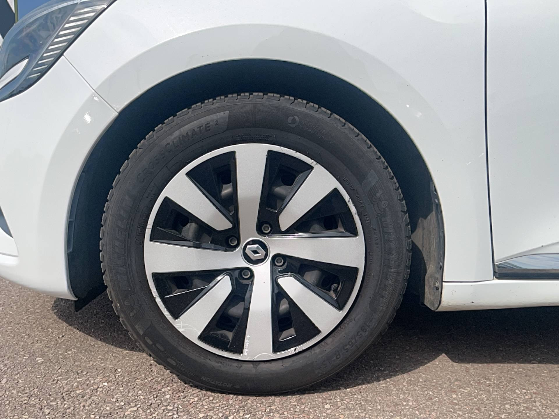 Vente en ligne Renault Clio 5 Clio SCe 65 au prix de 11 791 €