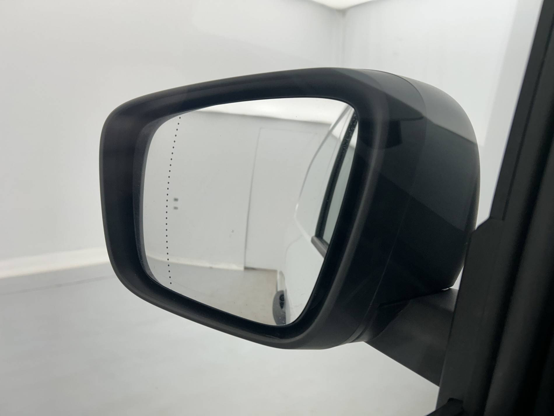 Vente en ligne Renault Kangoo Van  BLUE DCI 95 au prix de 18 790 €