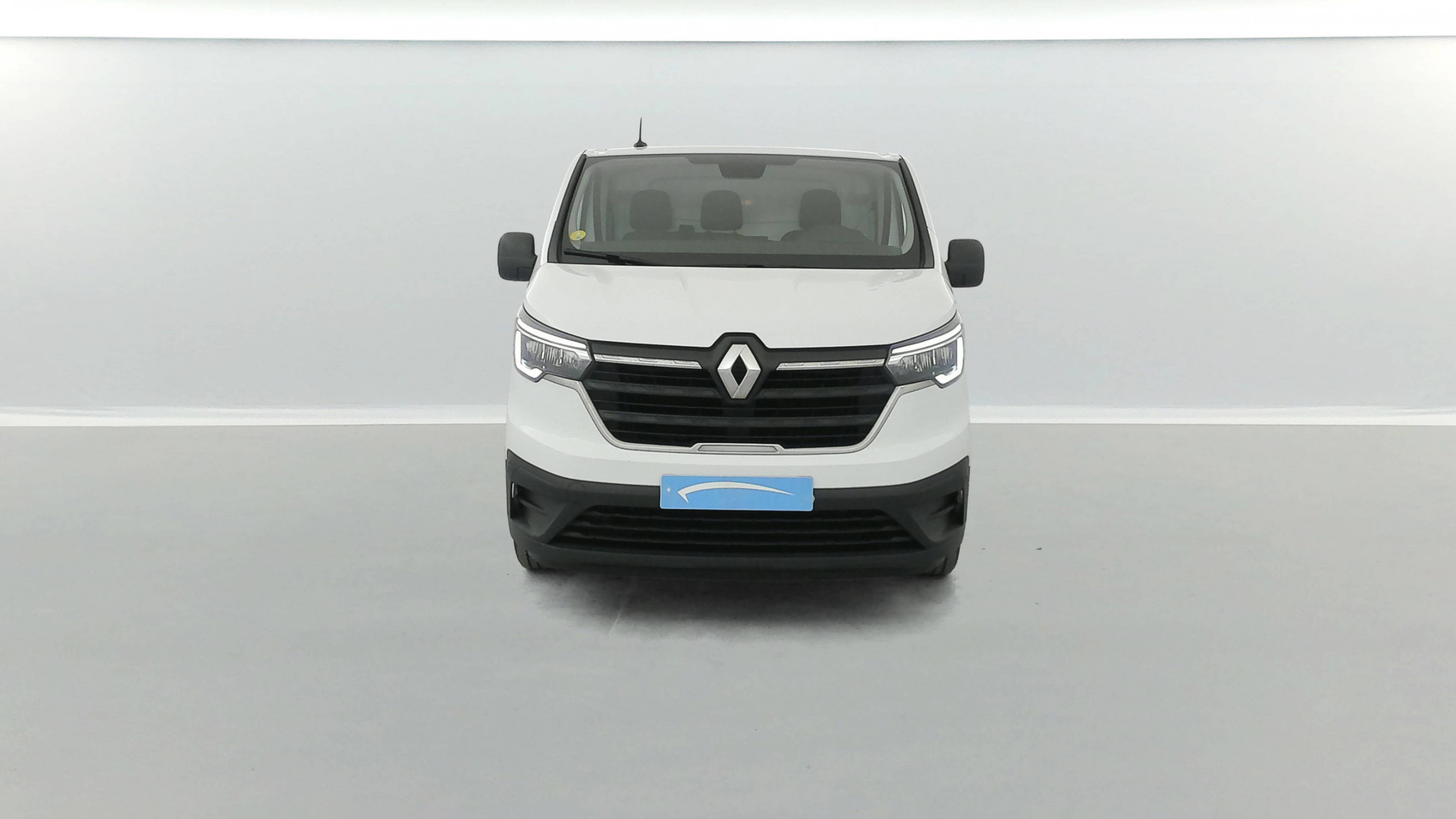 Vente en ligne Renault Trafic 3 Fourgon TRAFIC FGN L1H1 3000 KG BLUE DCI 130 au prix de 18 790 €