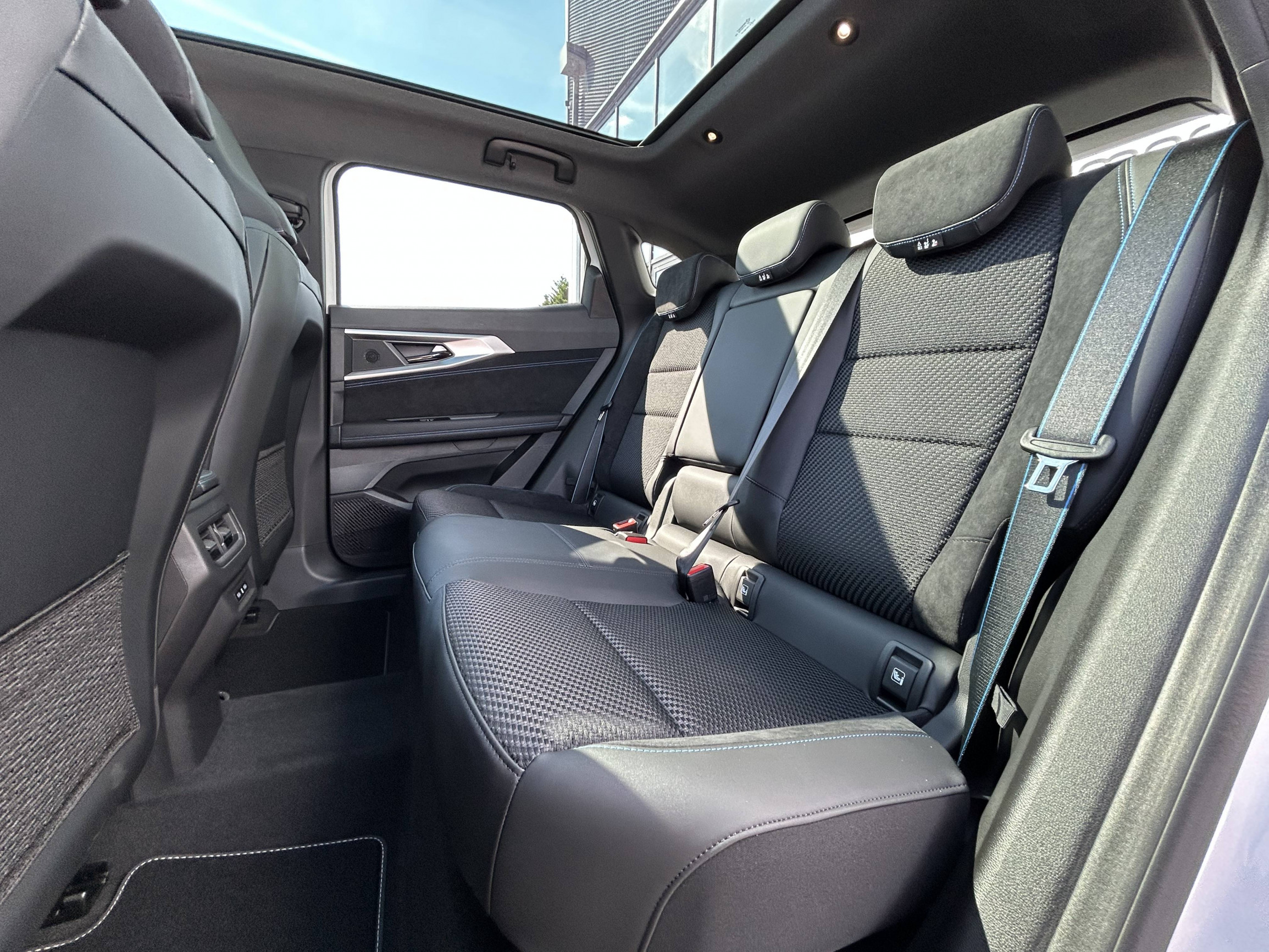 Vente en ligne Renault Austral  full hybrid E-Tech 200 ch au prix de 42 980 €