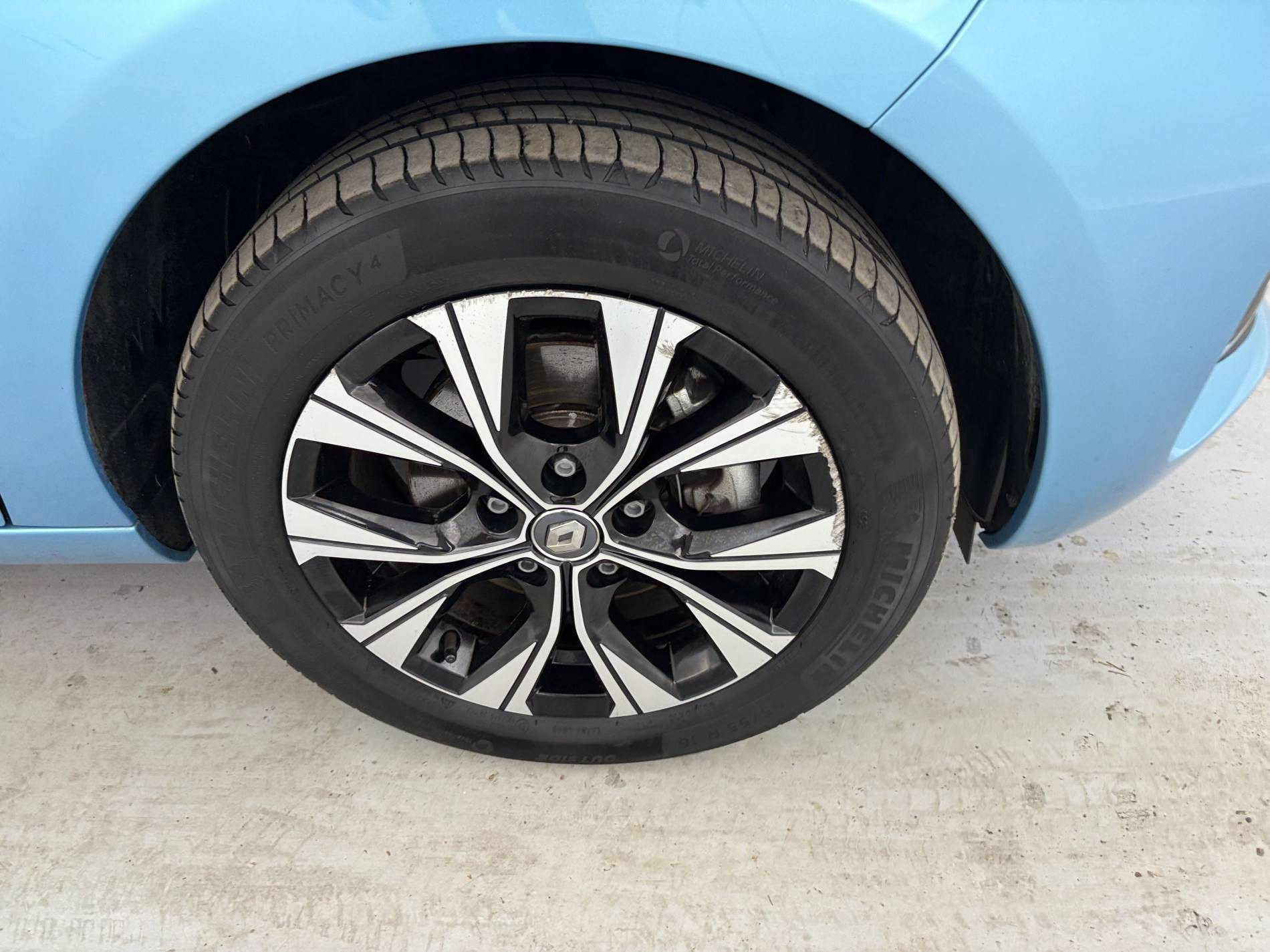 Vente en ligne Renault Zoé Zoe R110 - MY22 au prix de 19 490 €