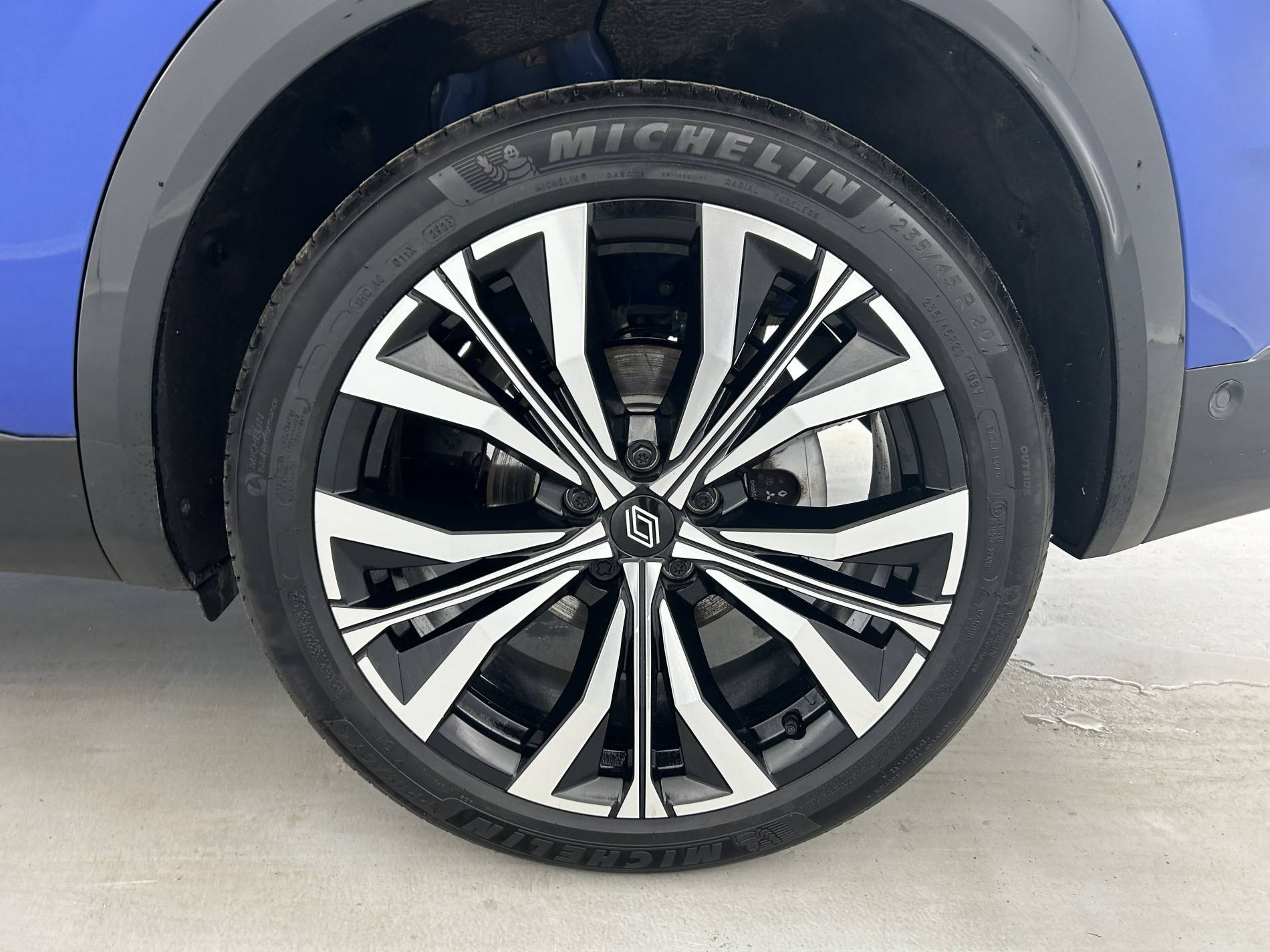 Vente en ligne Renault Austral  E-Tech hybrid 200 au prix de 31 990 €