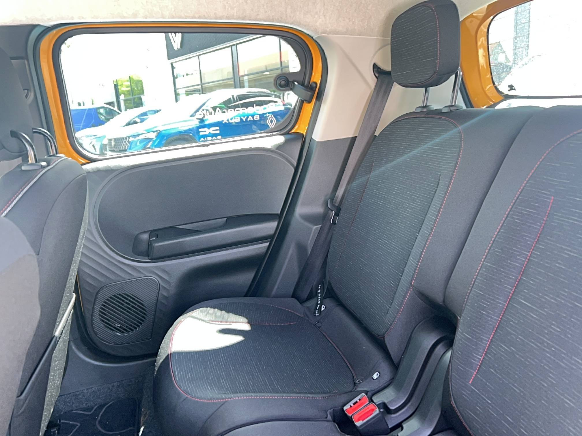Vente en ligne Renault Twingo Electrique  80 ch autonomie urbaine au prix de 20 290 €
