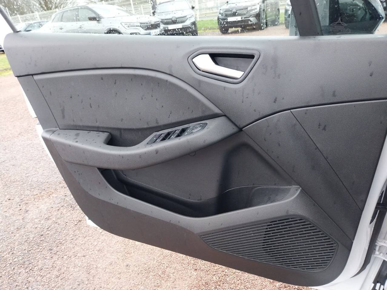 Vente en ligne Renault Clio 5 Clio TCe 90 au prix de 14 390 €