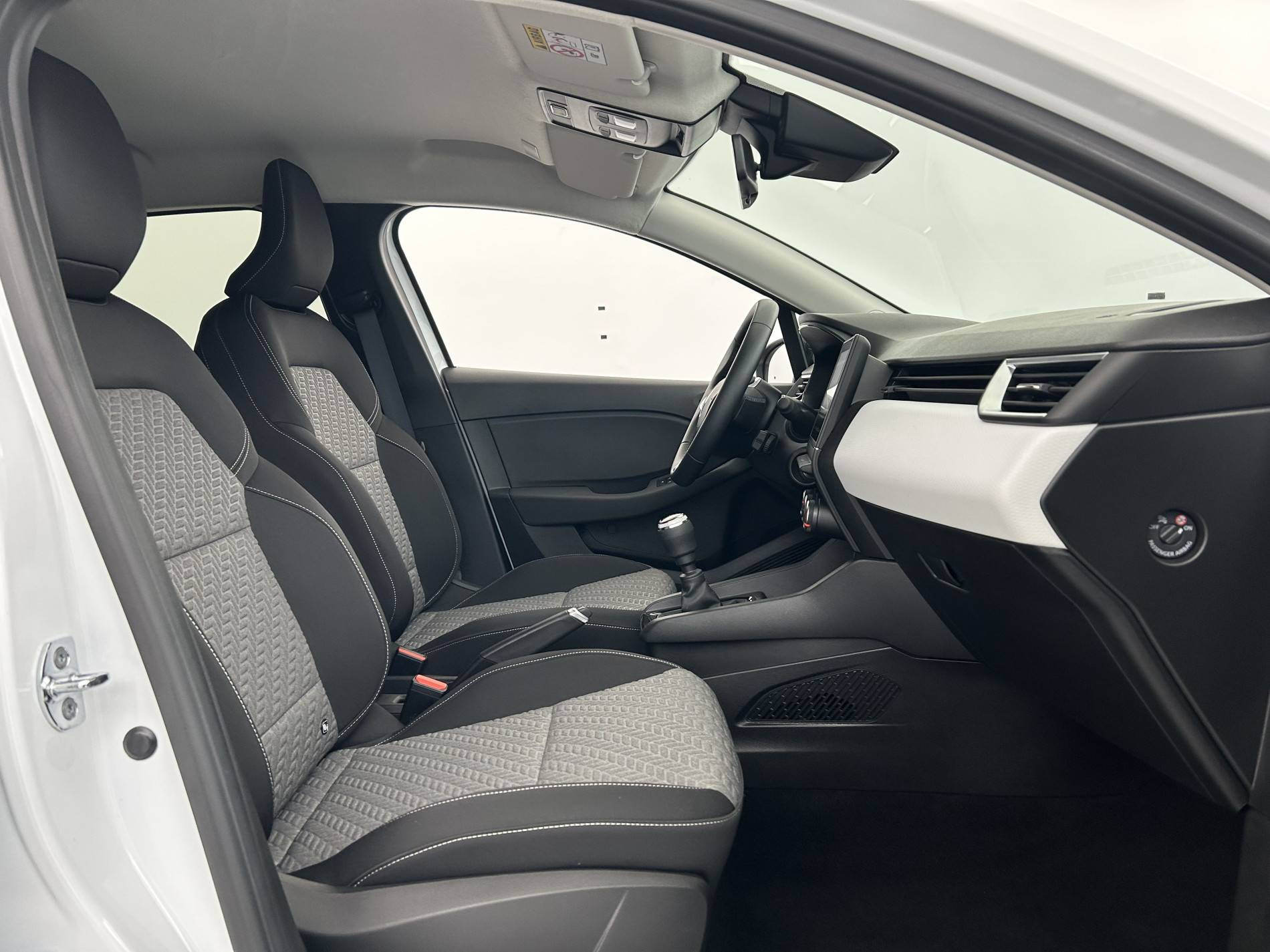 Vente en ligne Renault Clio 5 Clio TCe 90 au prix de 15 390 €