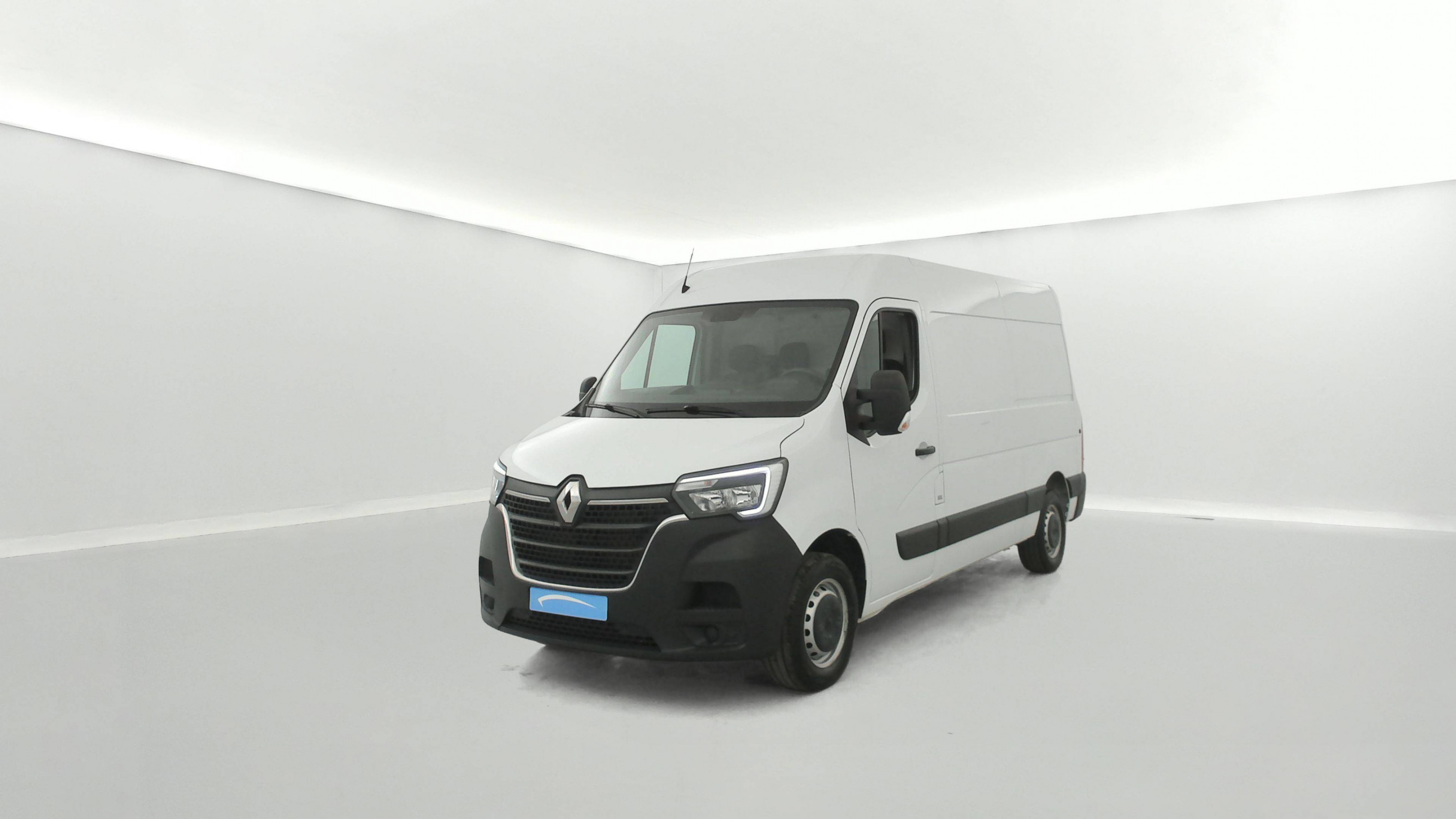 Renault Master Fourgon MASTER FGN TRAC F3500 L2H2 BLUE DCI 135 occasion de 2024 en vente à Brest