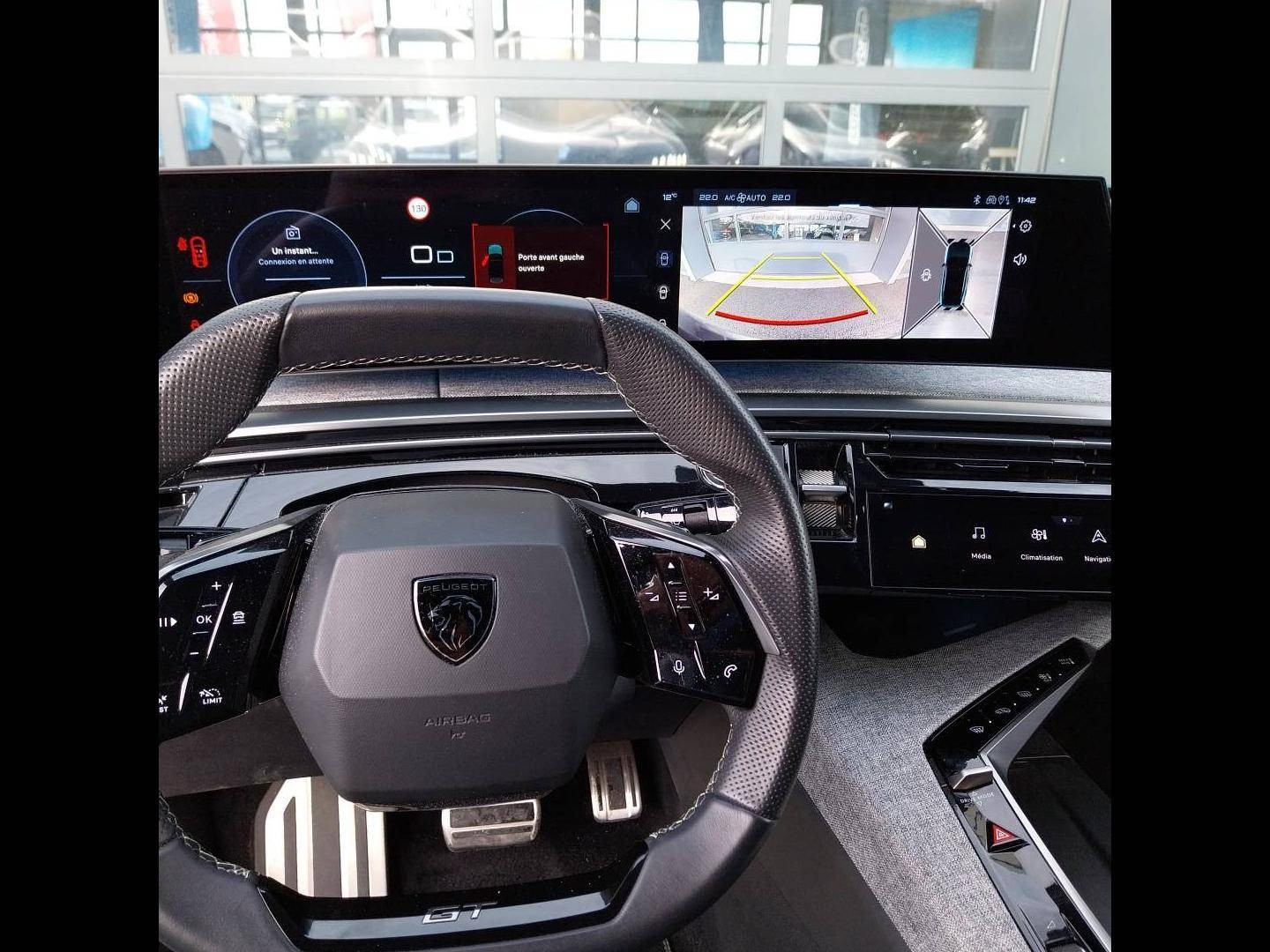 Vente en ligne Peugeot 3008  Hybrid 136 e-DCS6 au prix de 28 490 €