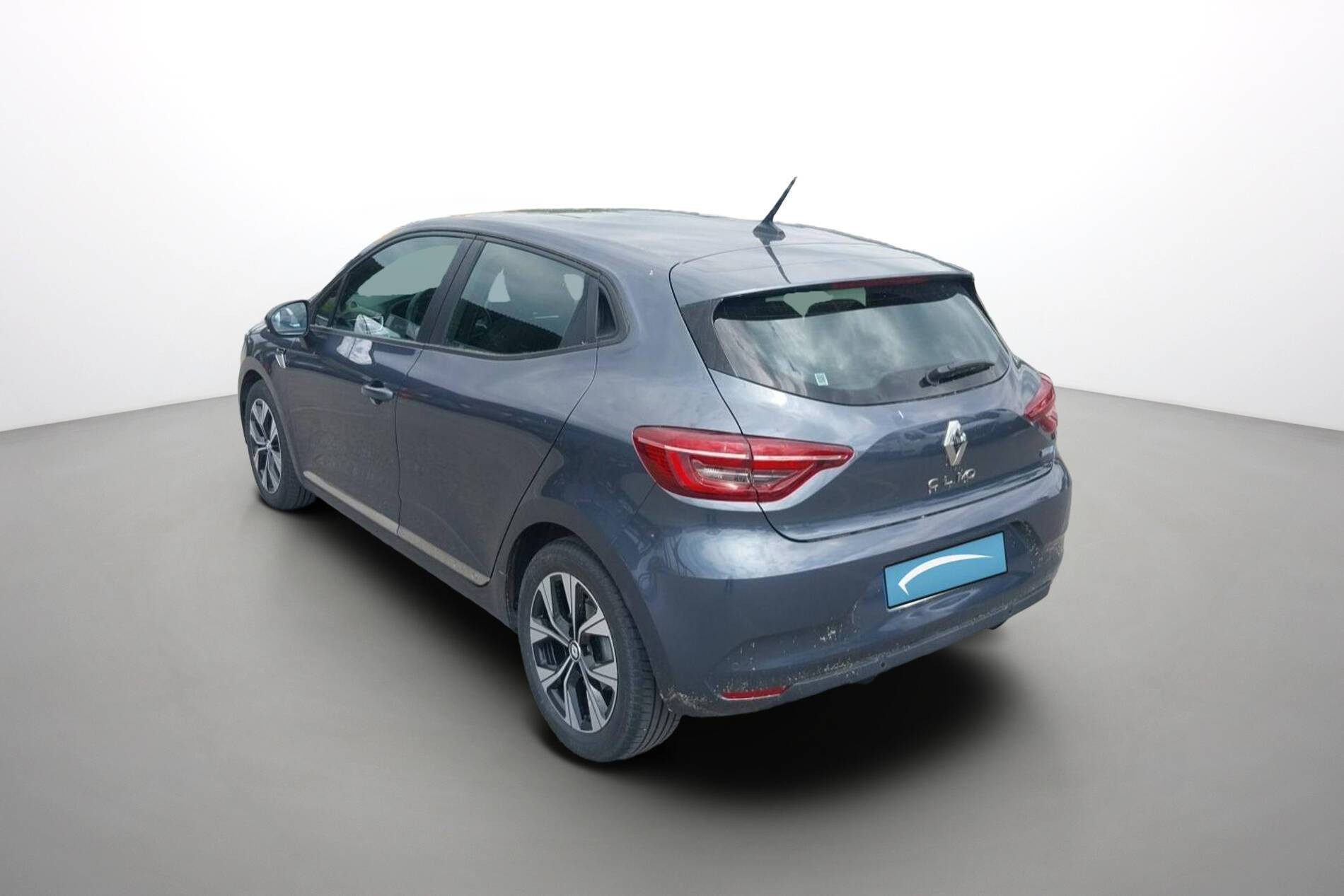 Vente en ligne Renault Clio 5 Clio E-Tech 140 - 21N au prix de 17 000 €