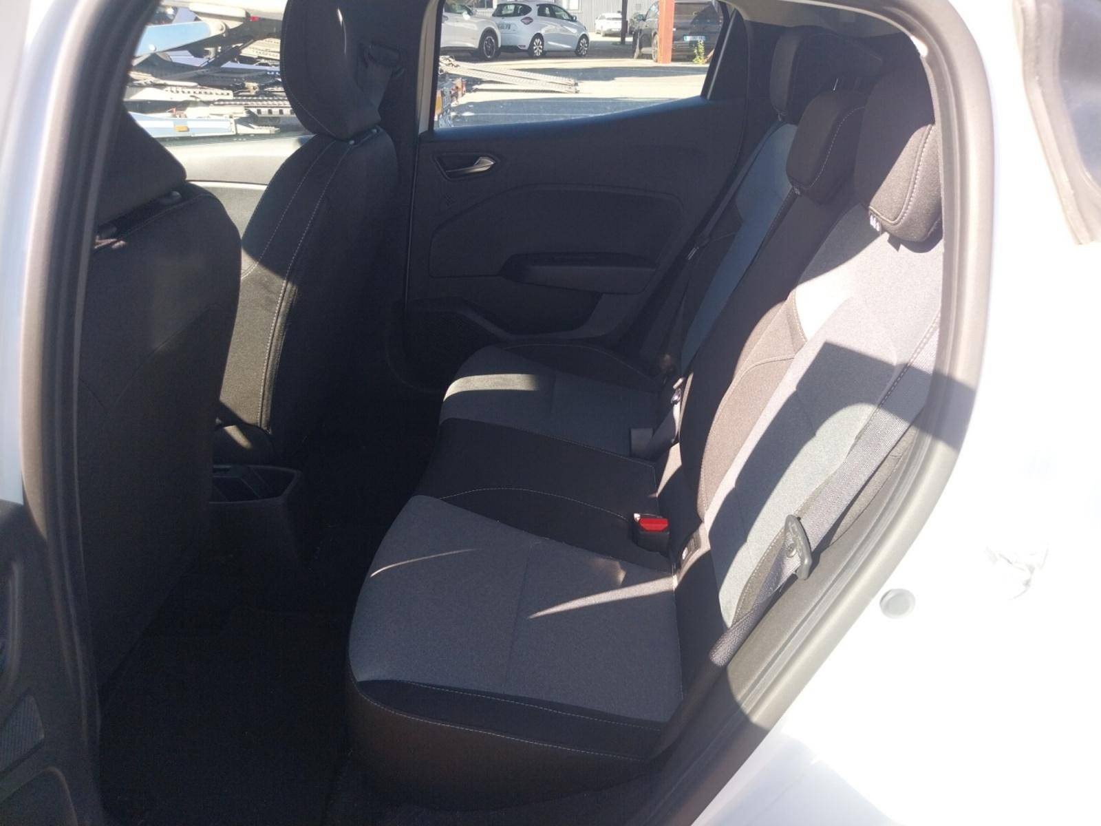 Vente en ligne Renault Clio 5 Clio SCe 65 ch GSR2 au prix de 14 900 €