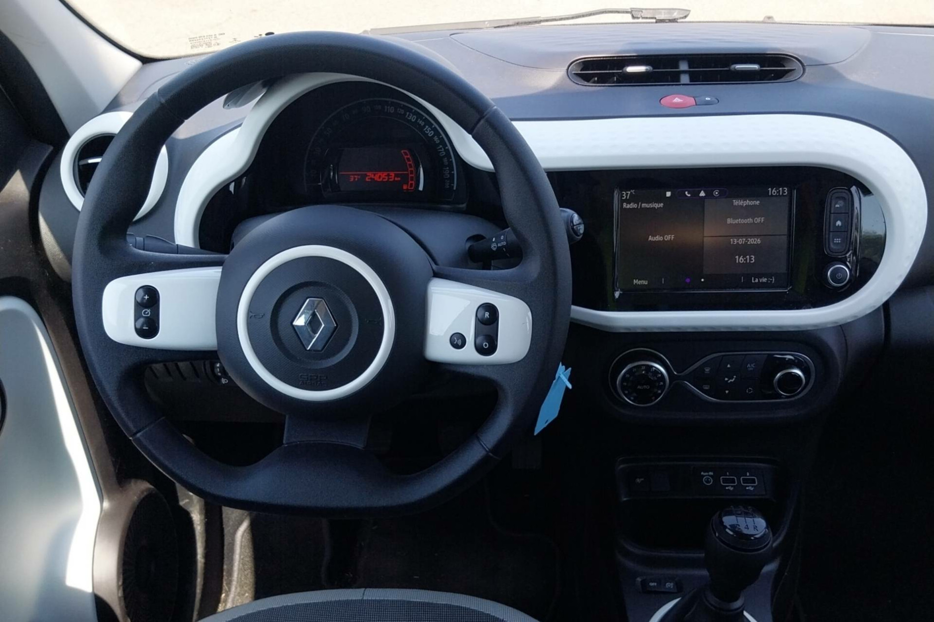 Vente en ligne Renault Twingo 3  SCe 65 au prix de 12 490 €