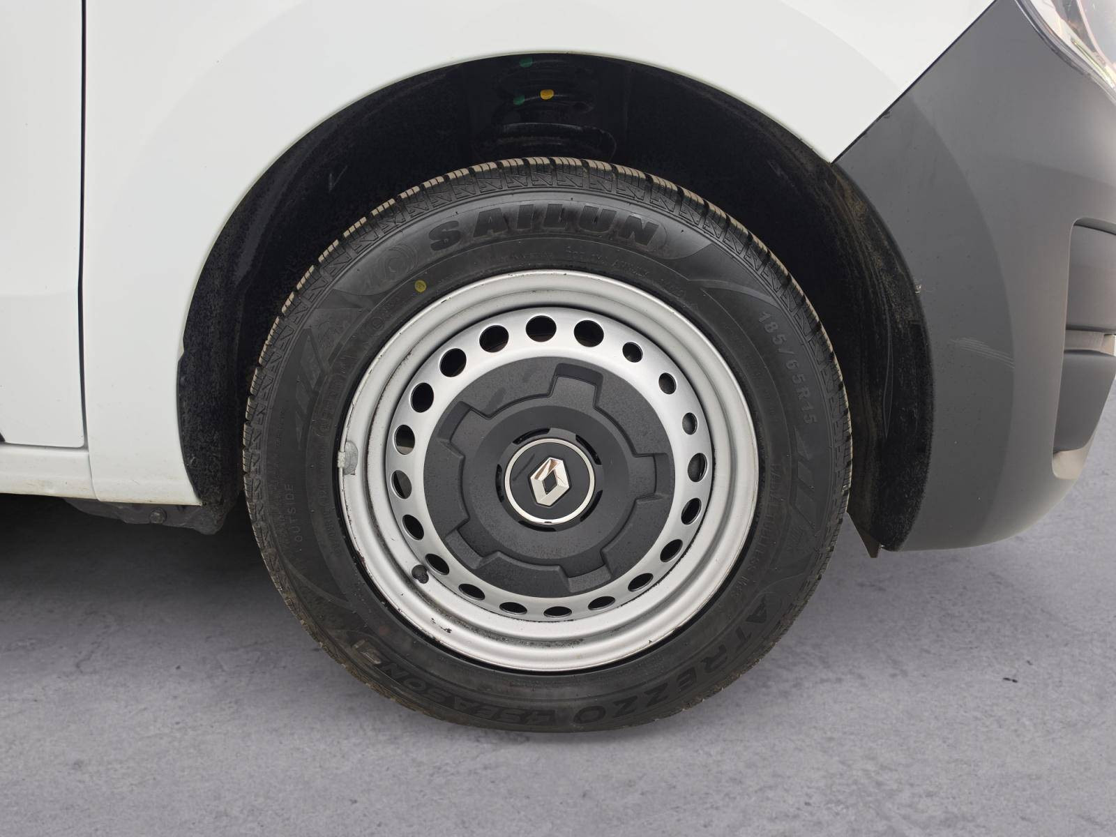 Vente en ligne Renault Express Van  BLUE DCI 75 - 22 au prix de 13 290 €