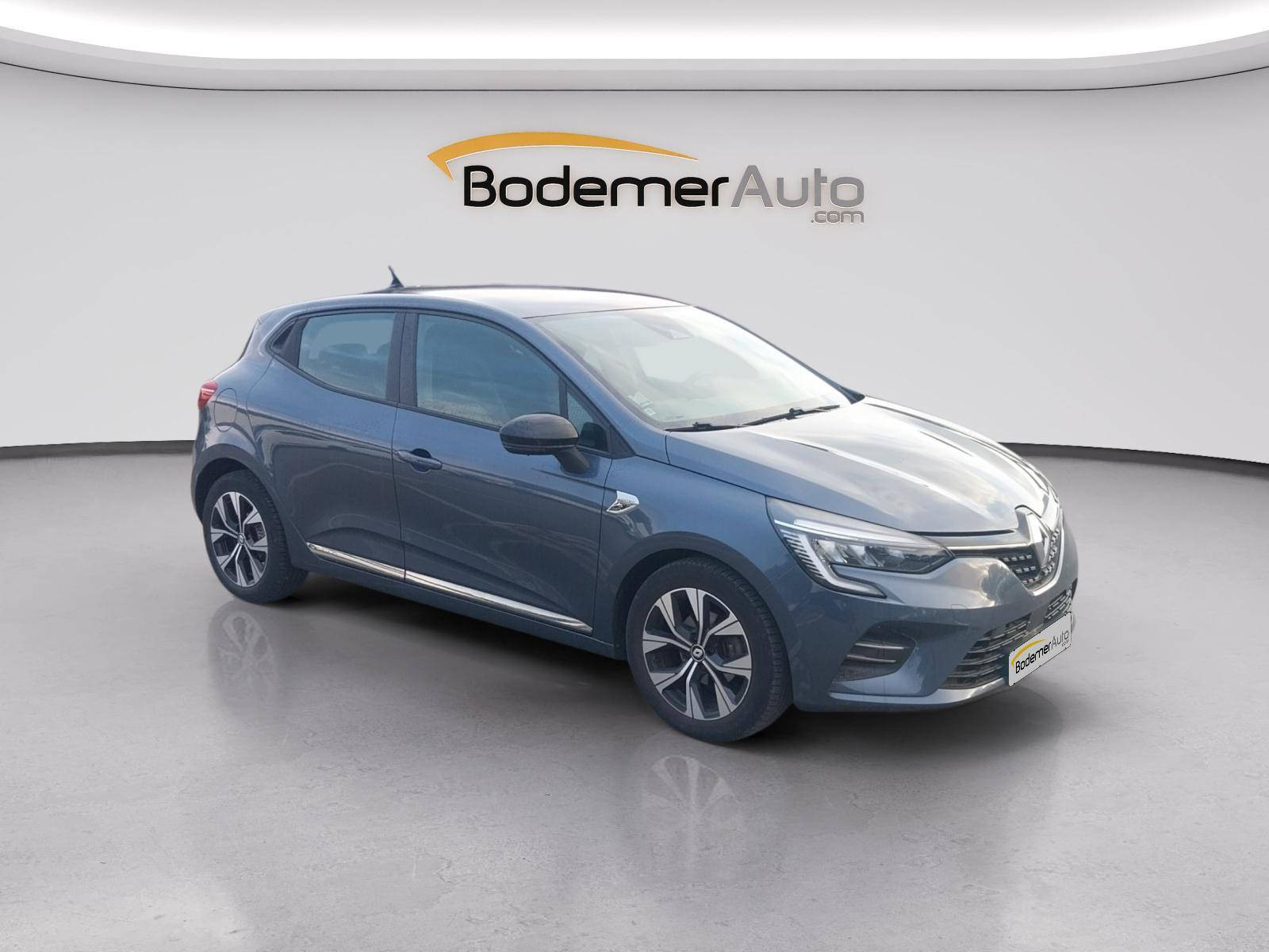 Vente en ligne Renault Clio 5 Clio TCe 90 - 21N au prix de 14 990 €