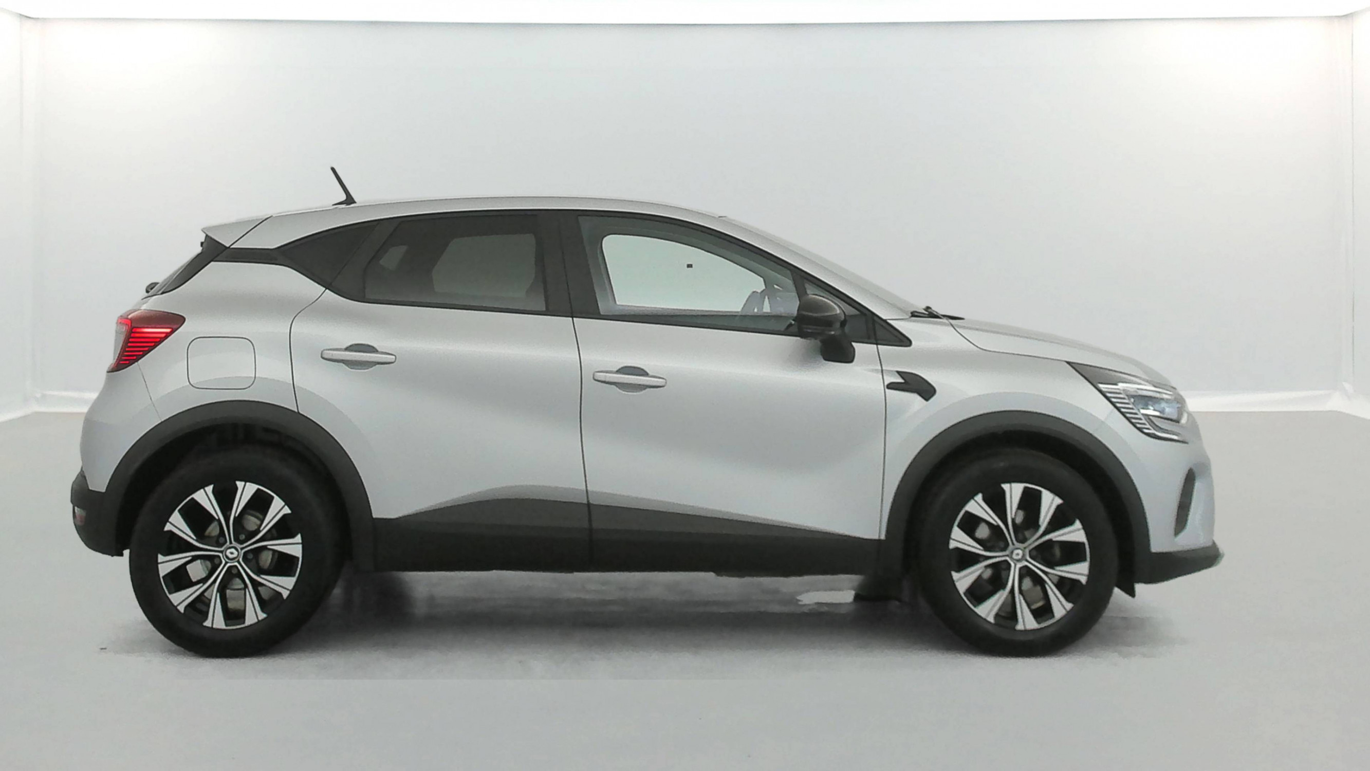 Vente en ligne Renault Captur  TCe 90 au prix de 16 990 €