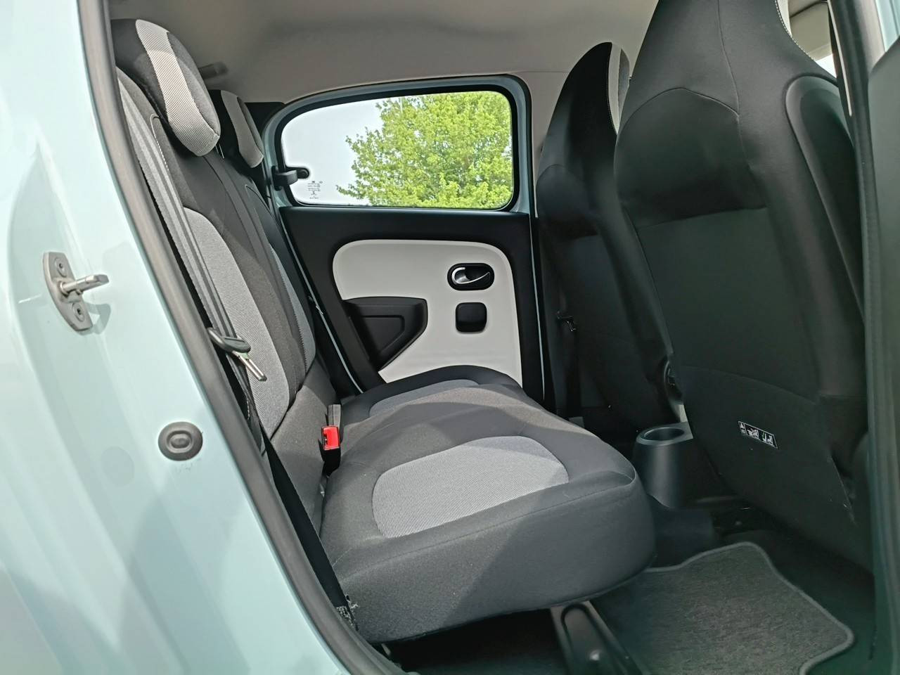 Vente en ligne Renault Twingo Electrique Twingo III E-Tech au prix de 14 990 €