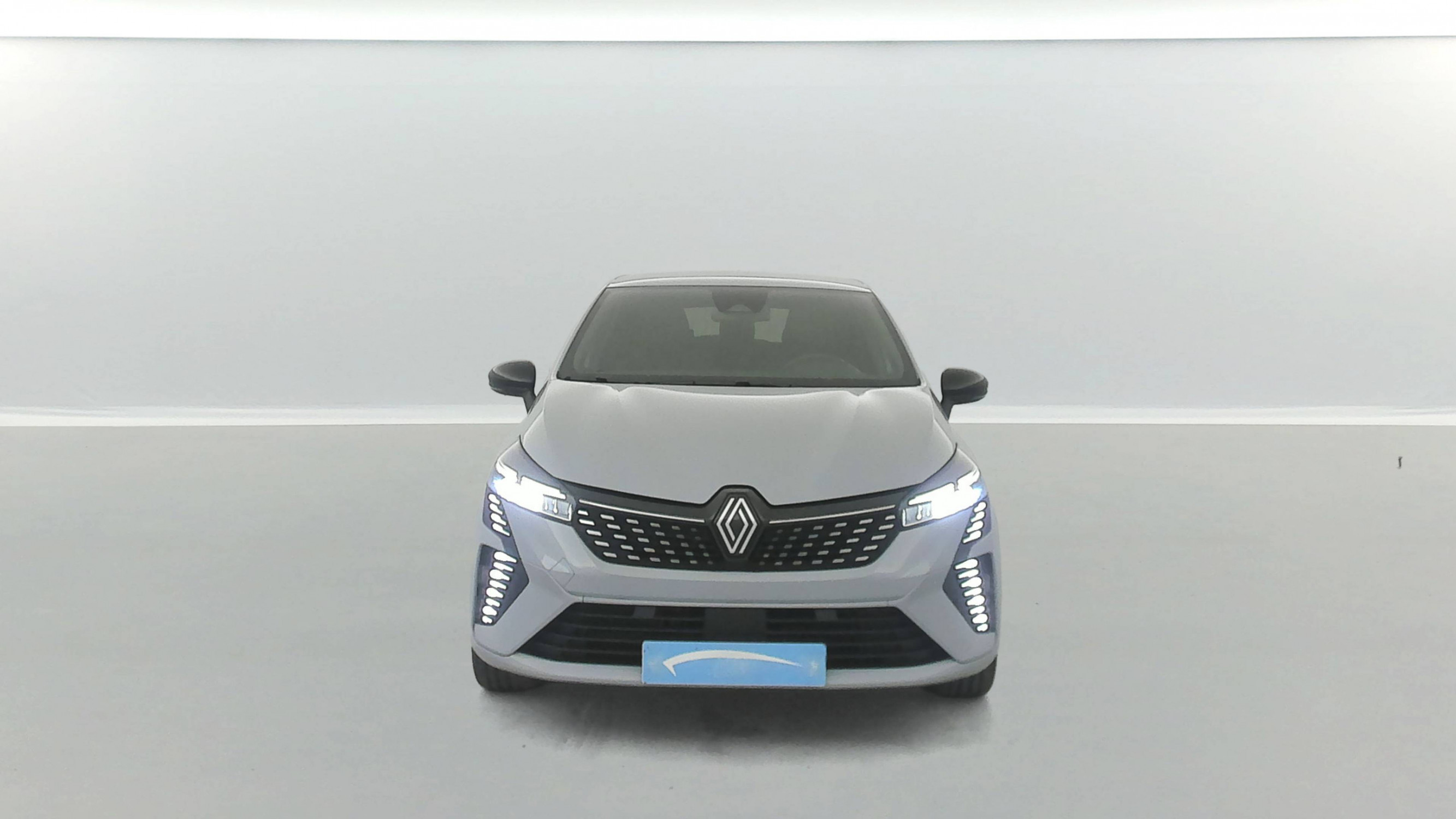 Vente en ligne Renault Clio 5 Clio E-Tech full hybrid 145 au prix de 17 990 €