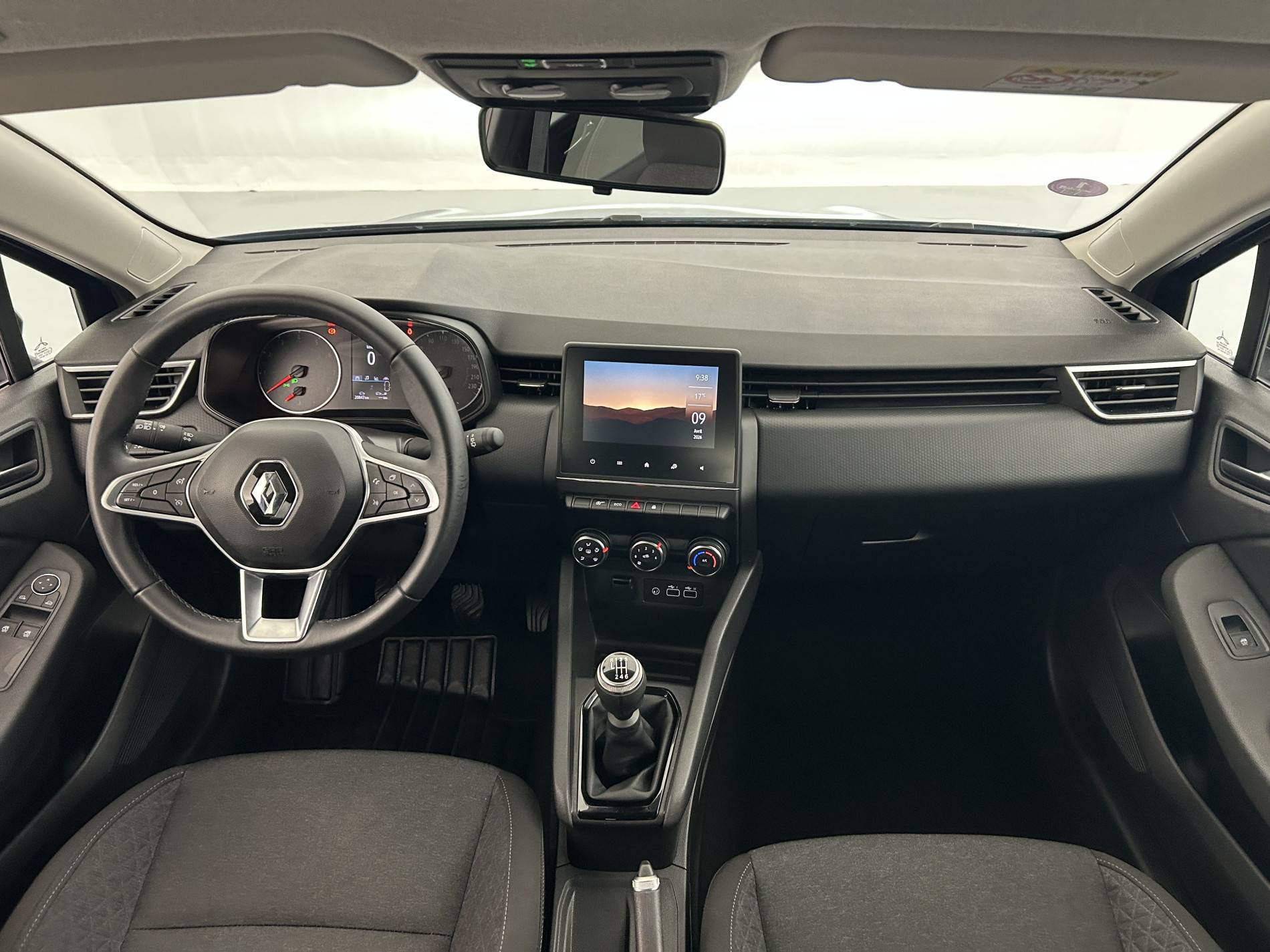 Vente en ligne Renault Clio 5 Clio TCe 90 au prix de 13 690 €