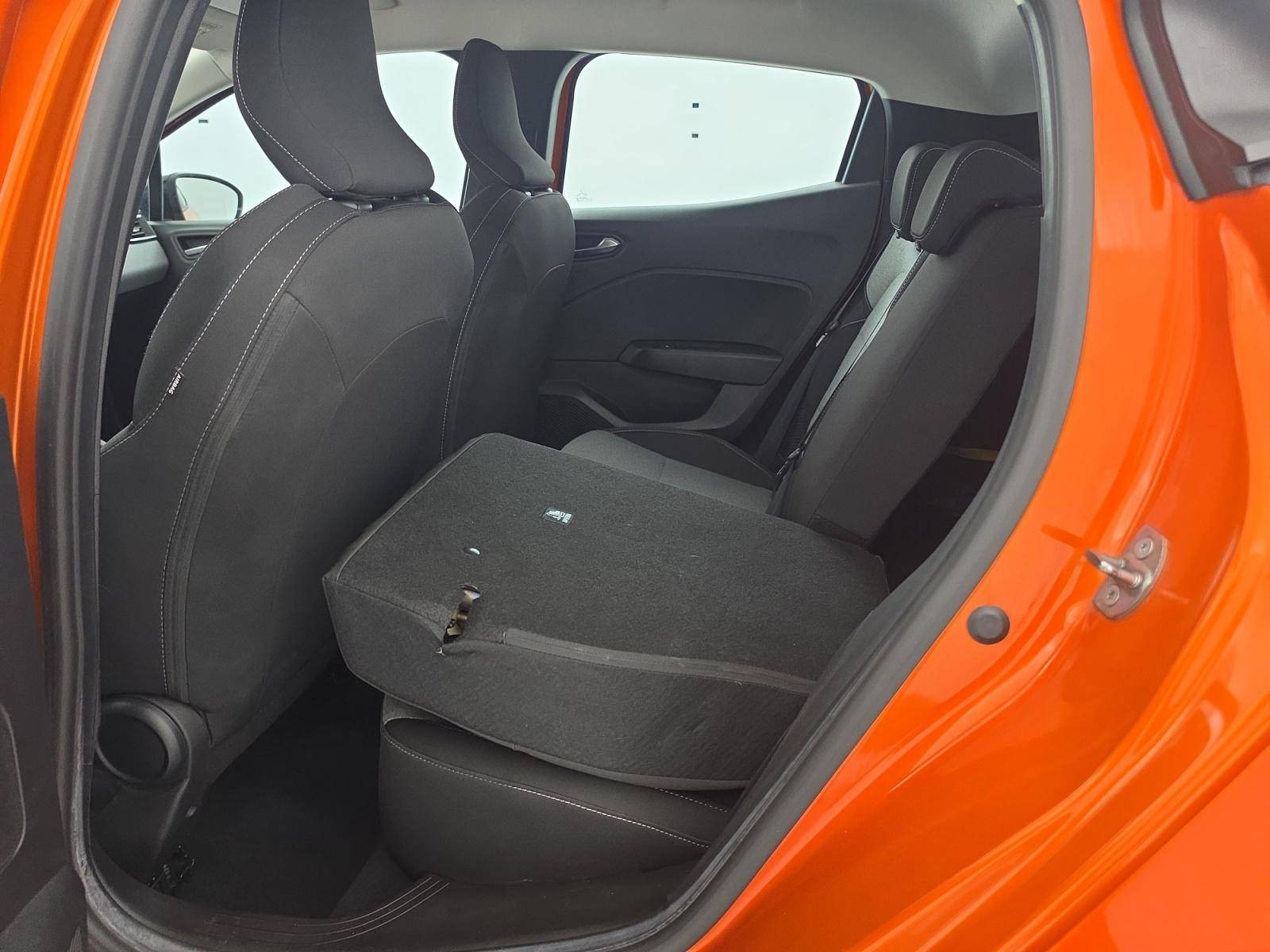 Vente en ligne Renault Clio 5 Clio E-Tech full hybrid 145 au prix de 16 290 €