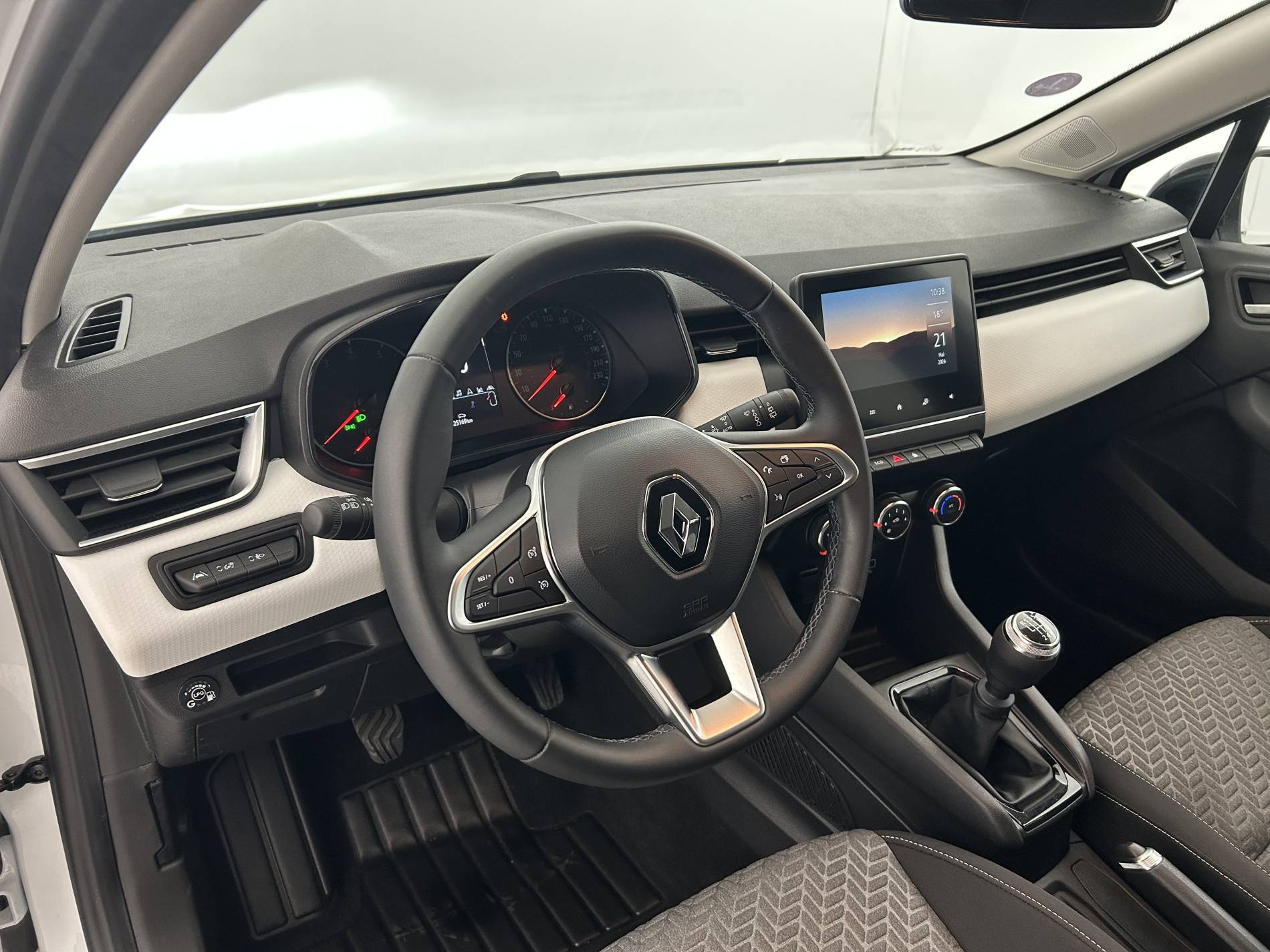 Vente en ligne Renault Clio 5 Clio TCe 100 GPL au prix de 14 790 €