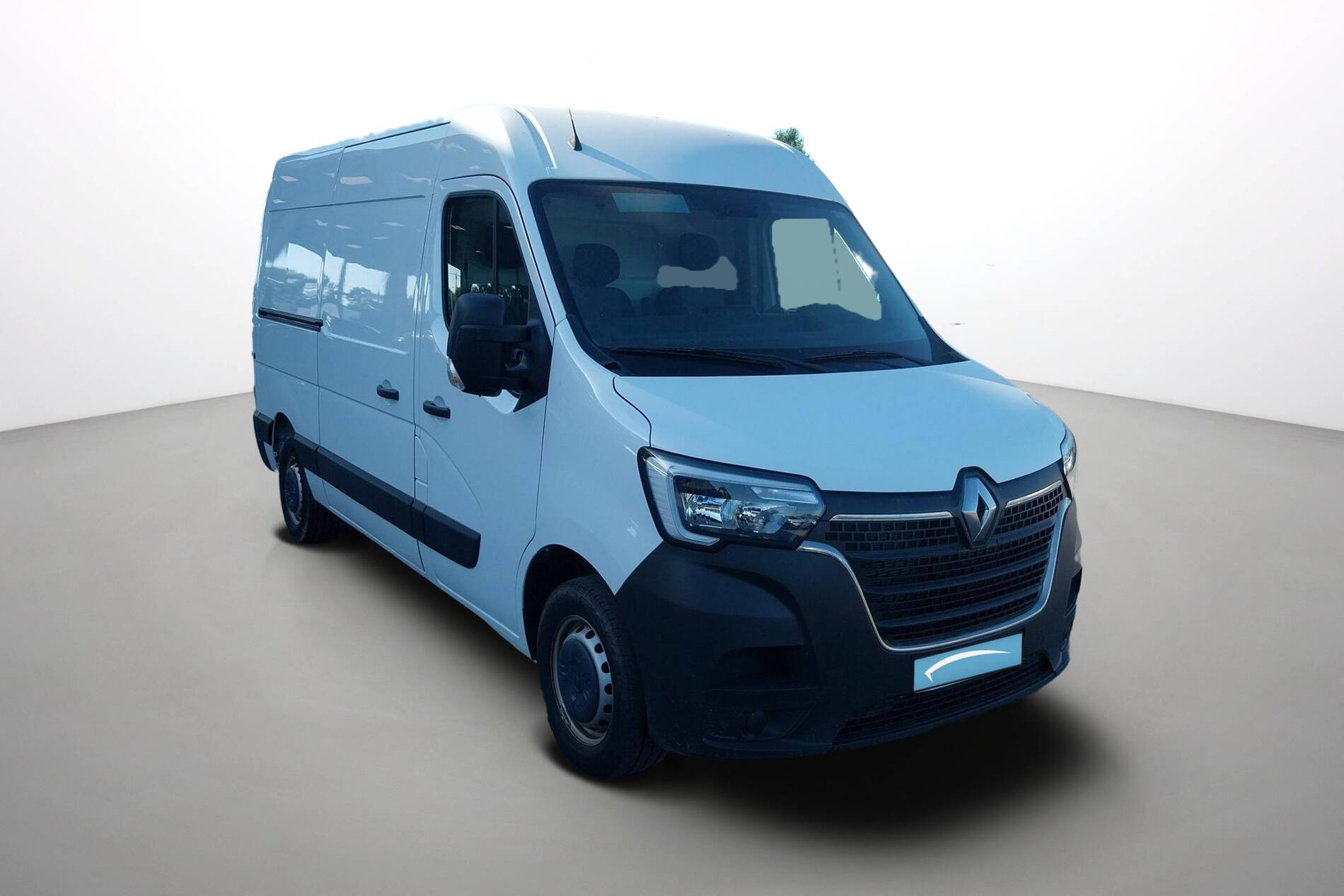 Vente en ligne Renault Master Fourgon MASTER FGN TRAC F3500 L2H2 BLUE DCI 135 au prix de 24 000 €