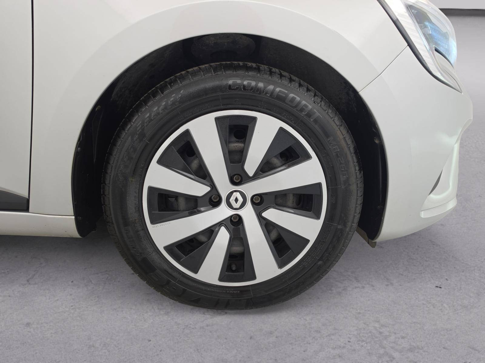 Vente en ligne Renault Clio 5 Clio TCe 90 au prix de 13 290 €