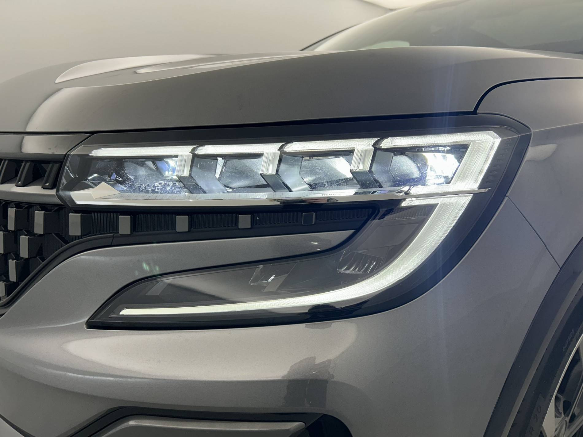 Vente en ligne Renault Austral  E-Tech full hybrid 200 GSR2 au prix de 35 590 €