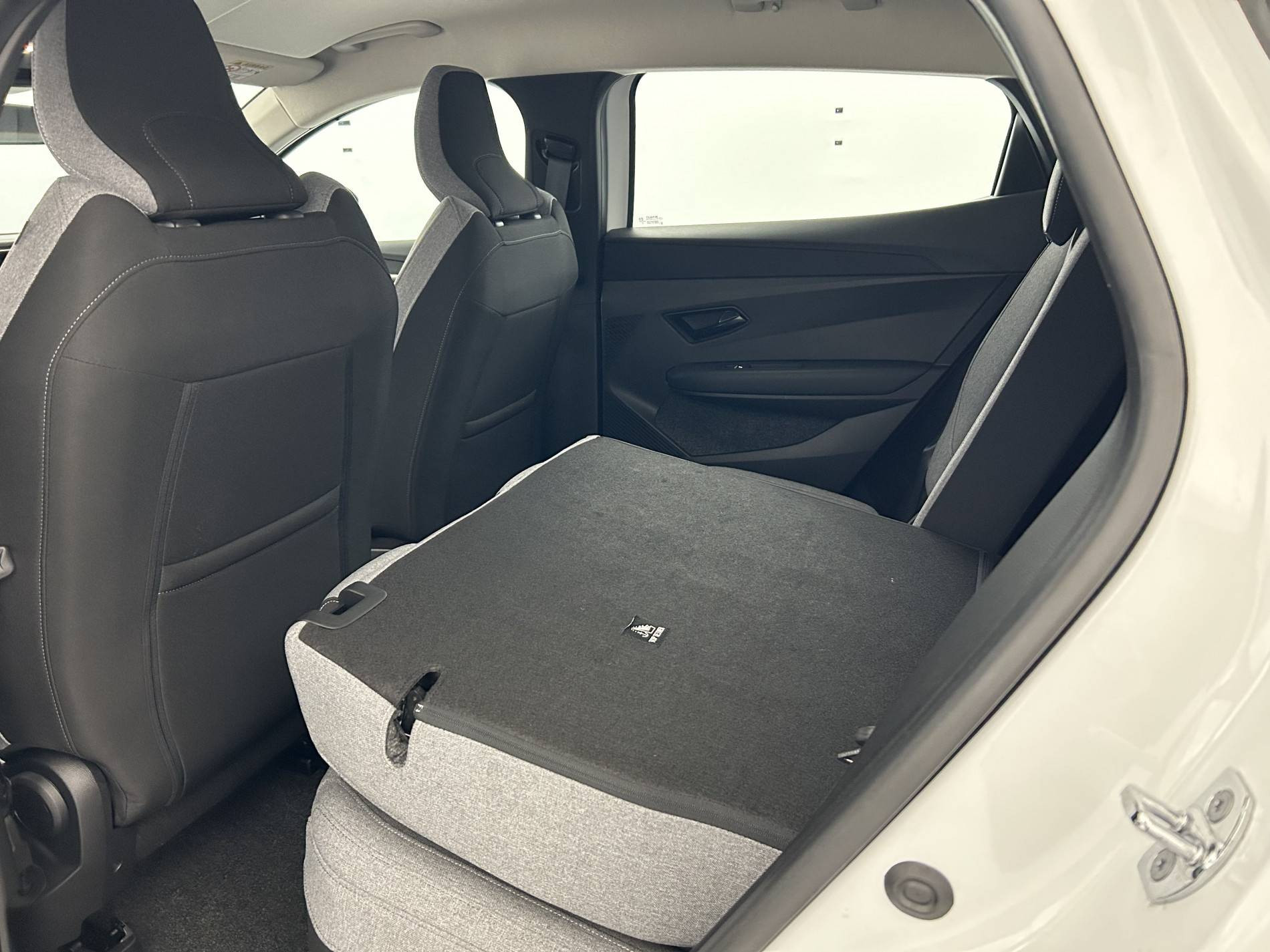 Vente en ligne Renault Megane E-Tech  EV60 220 ch super charge au prix de 21 690 €