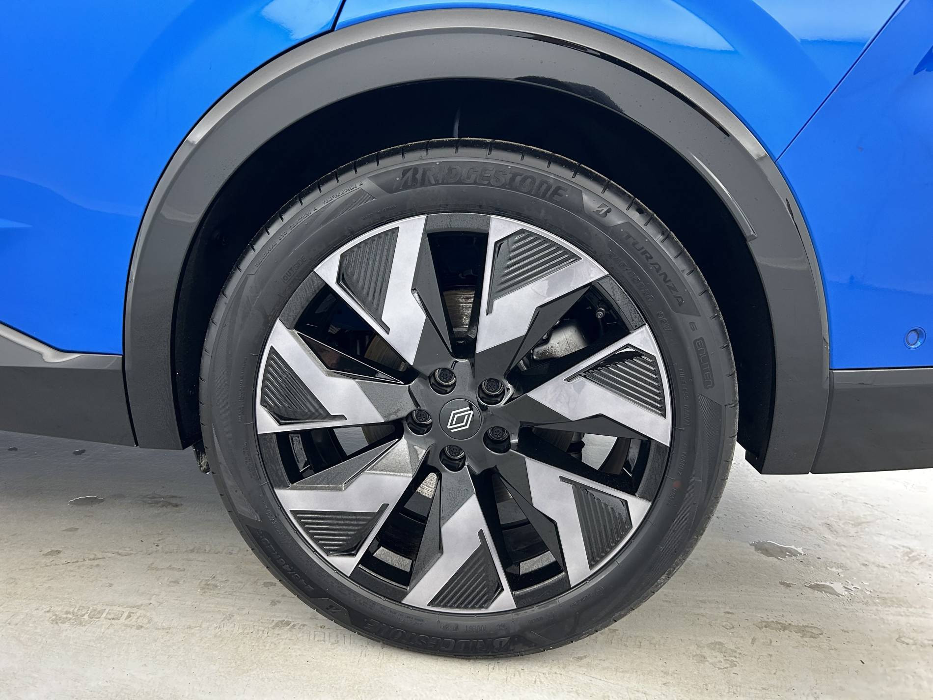 Vente en ligne Renault Rafale  E-Tech full hybrid 200 ch au prix de 40 490 €