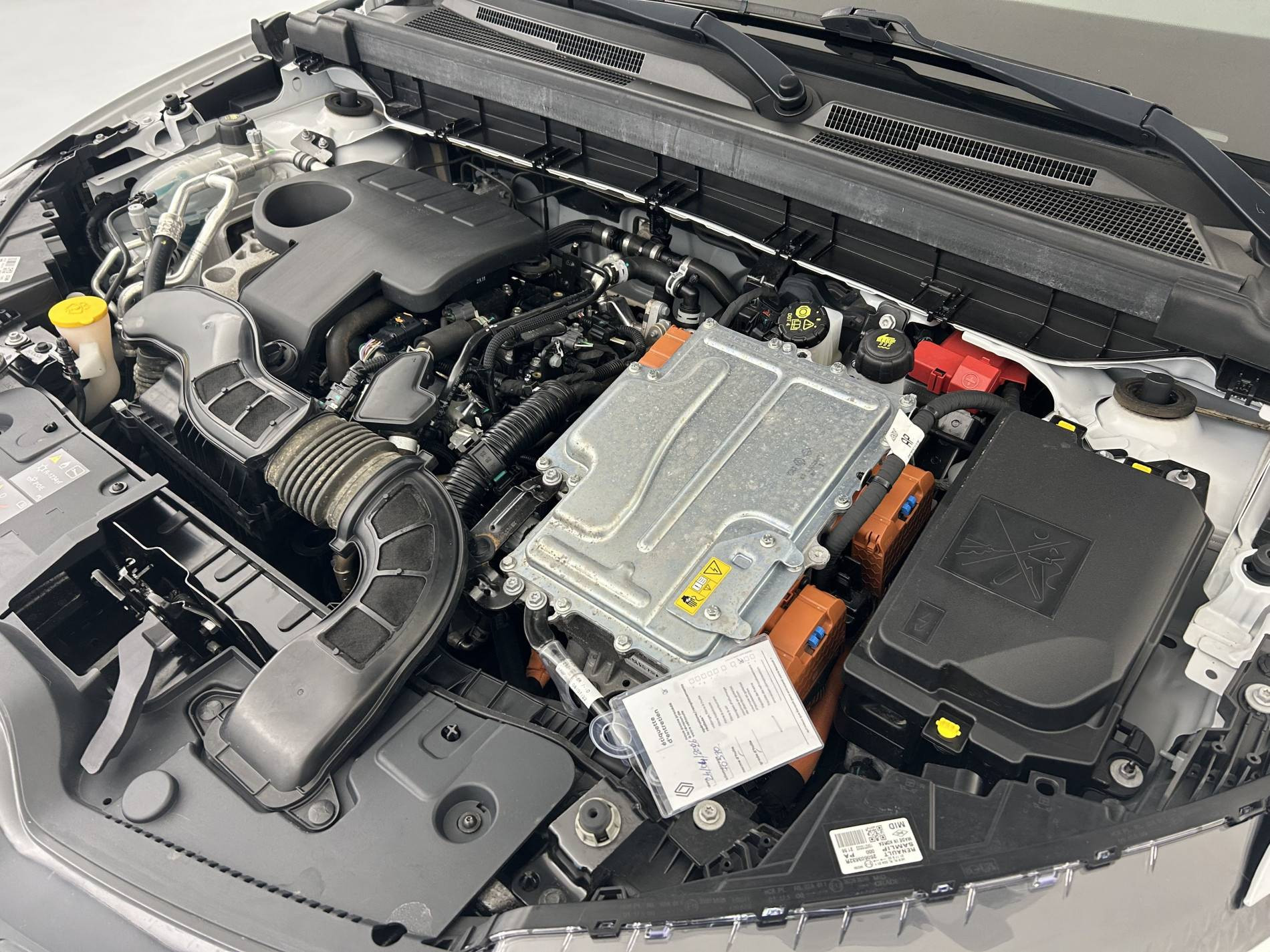 Vente en ligne Renault Arkana  E-Tech hybride 145 - 22 au prix de 19 990 €