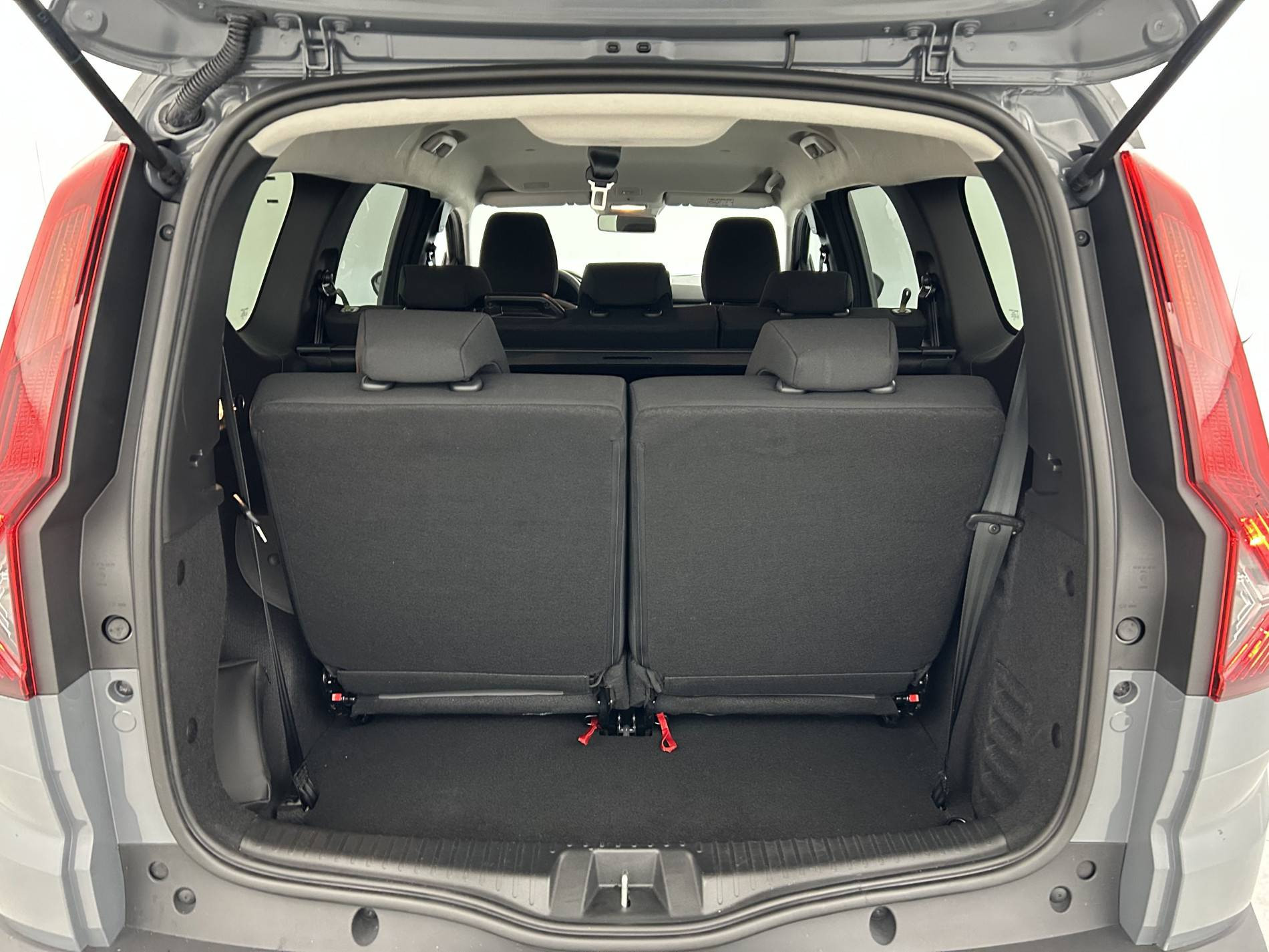 Vente en ligne Dacia Jogger  Hybrid 140 7 places GSR2 au prix de 26 390 €