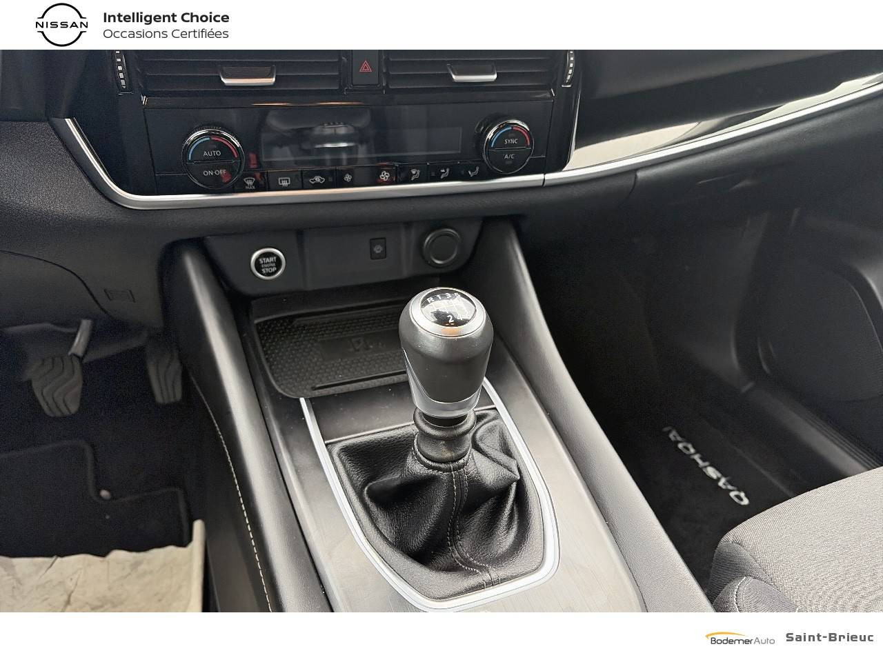 Vente en ligne Nissan Qashqai Qashqai 1.3 DIG-T 140 au prix de 20 990 €