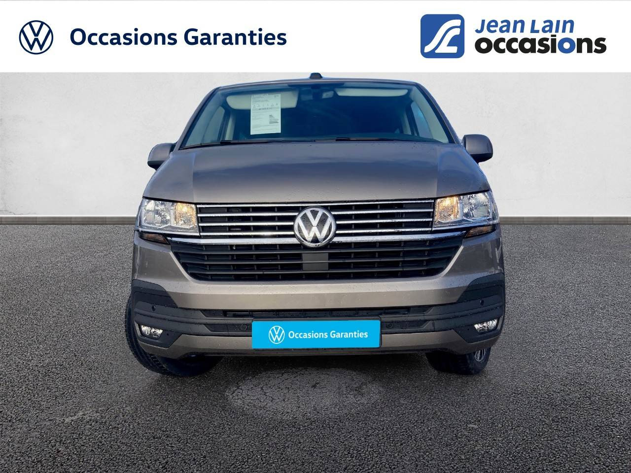 Vente en ligne VOLKSWAGEN CARAVELLE 6.1 Caravelle 6.1 2.0 TDI 150 BMT Courte DSG7 Confortline de 2024 au prix de 47 990 €