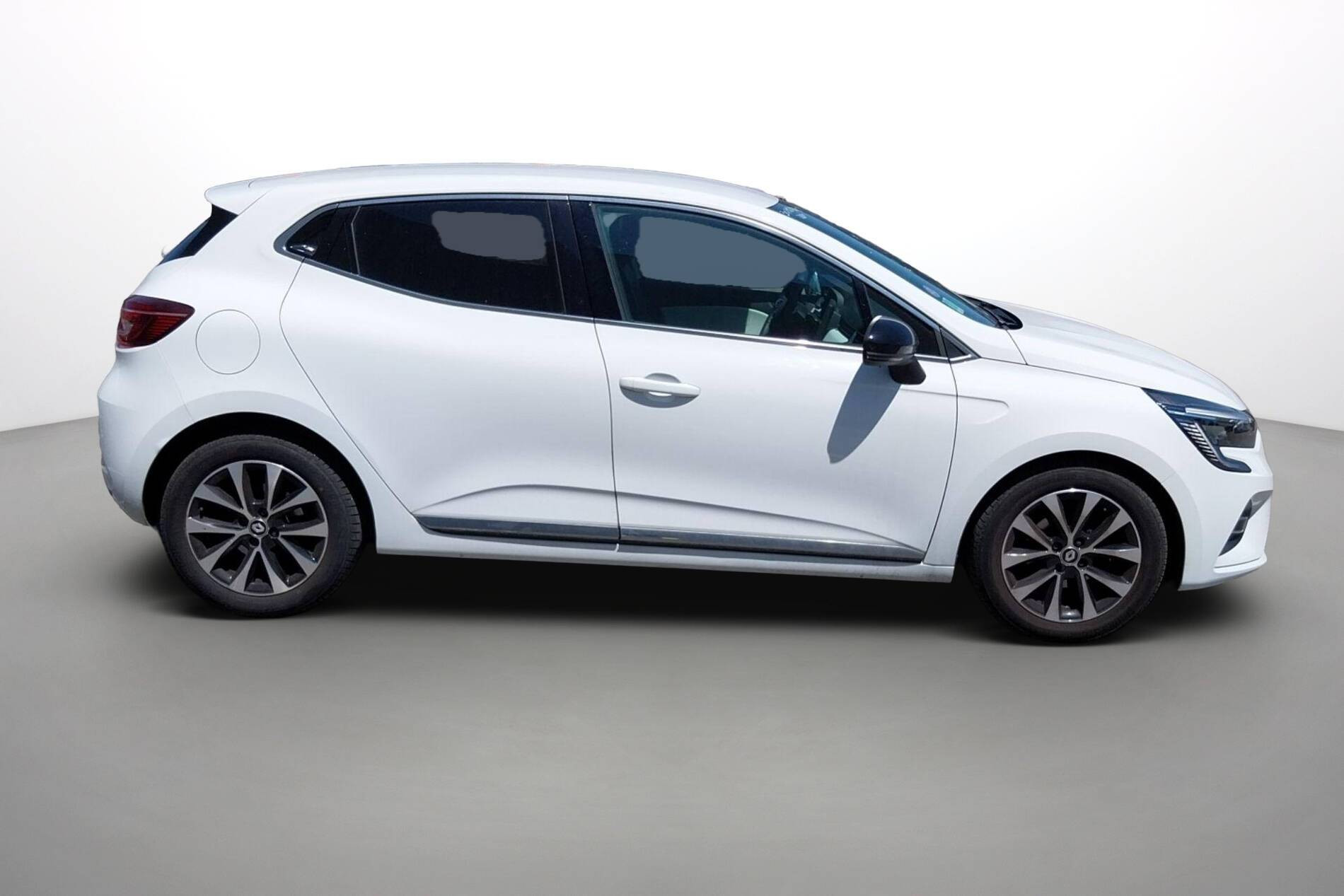 Vente en ligne Renault Clio 5 Clio TCe 90 au prix de 14 990 €