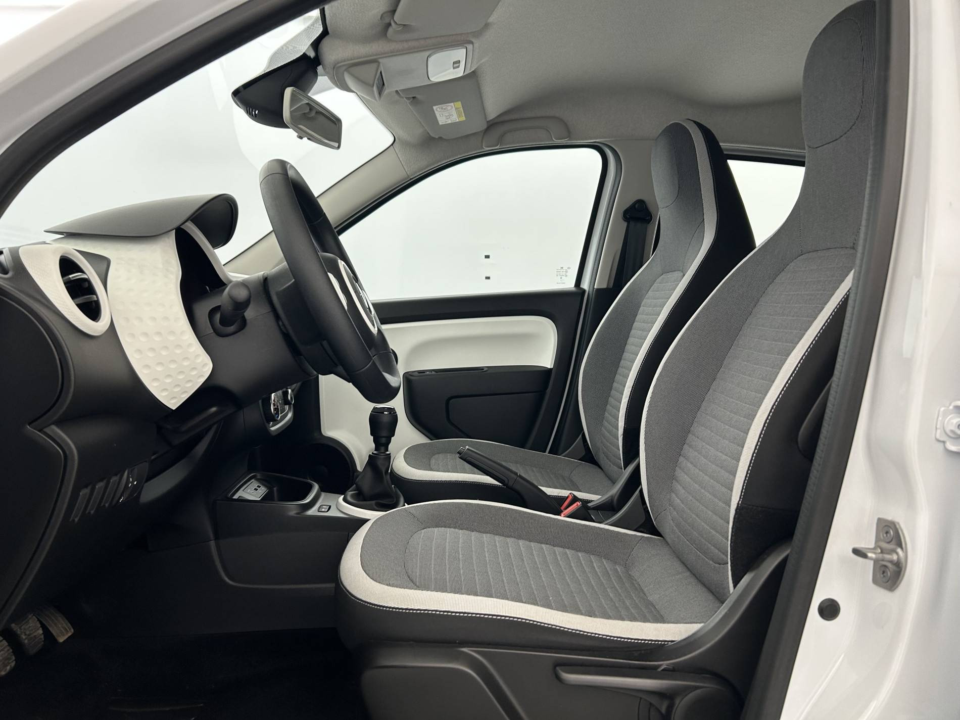 Vente en ligne Renault Twingo 3  SCe 65 au prix de 12 290 €