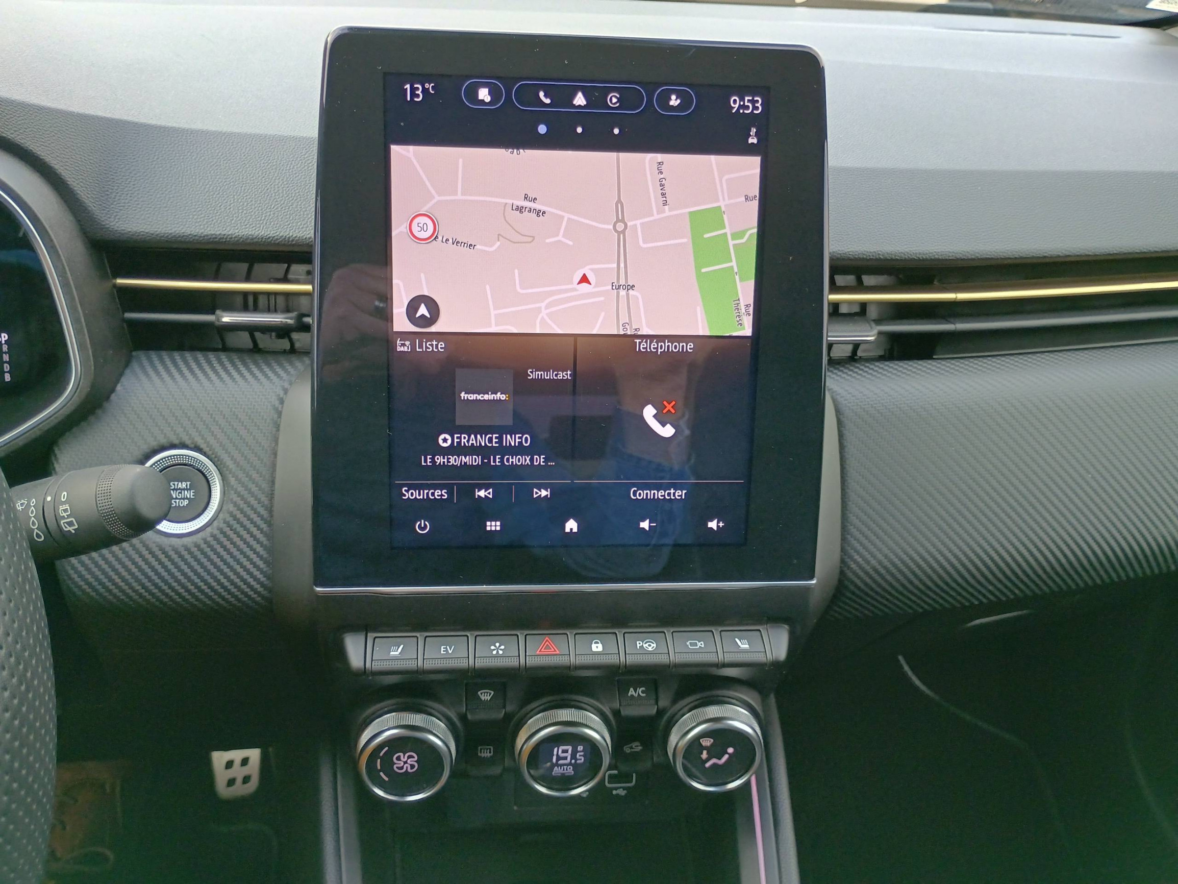 Vente en ligne Renault Clio 5 Clio E-Tech hybride 145 au prix de 20 490 €