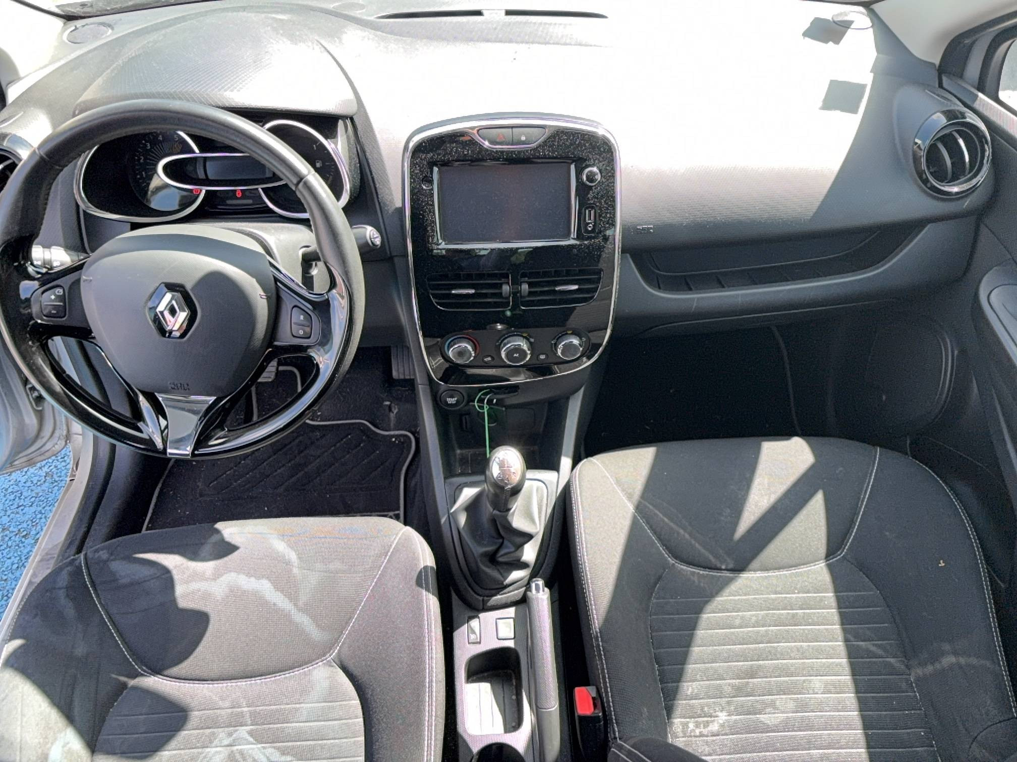 Vente en ligne Renault Clio 4  dCi 75 eco2 au prix de 9 590 €