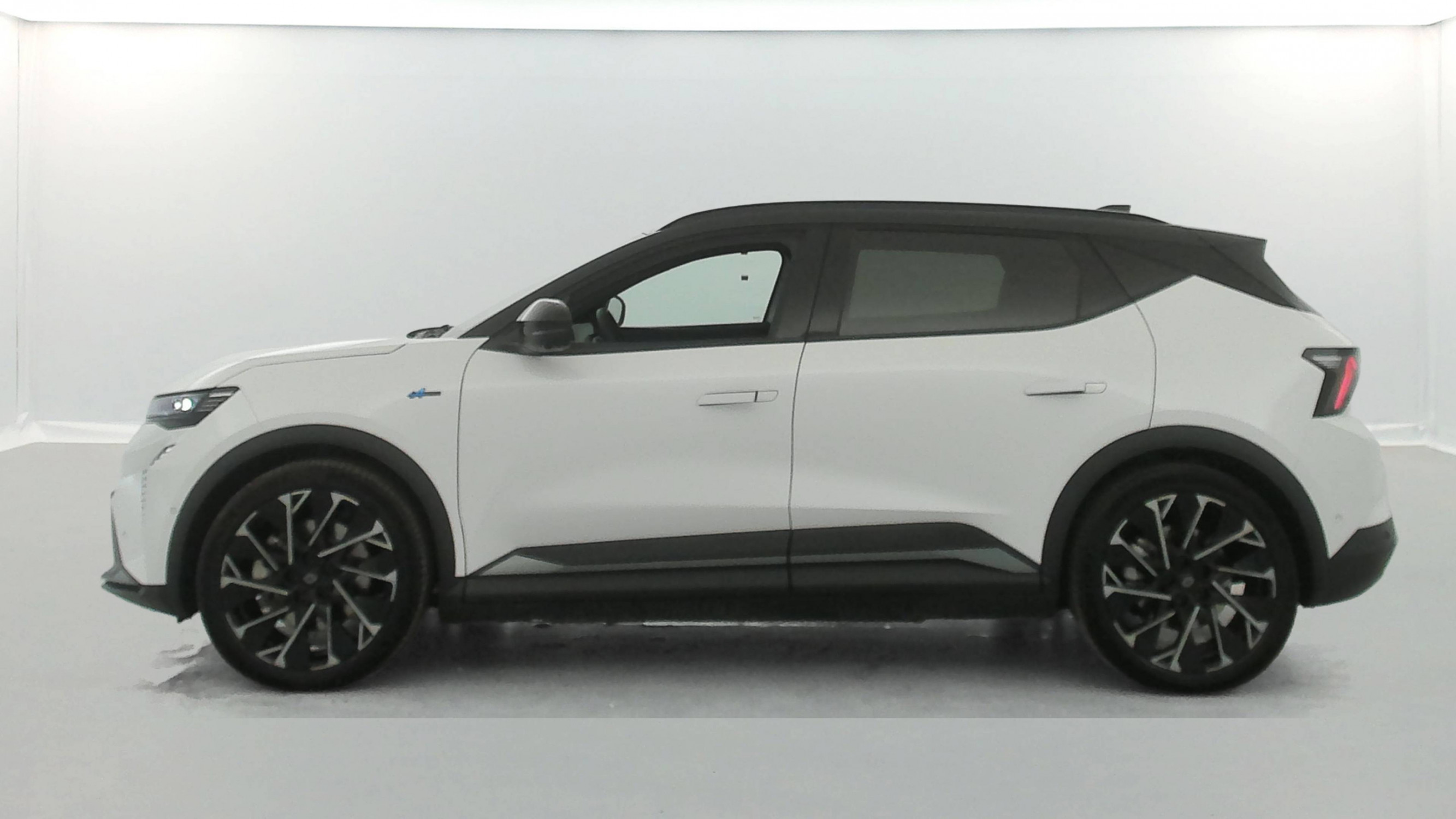 Vente en ligne Renault Scenic E-Tech  220 ch grande autonomie au prix de 39 991 €