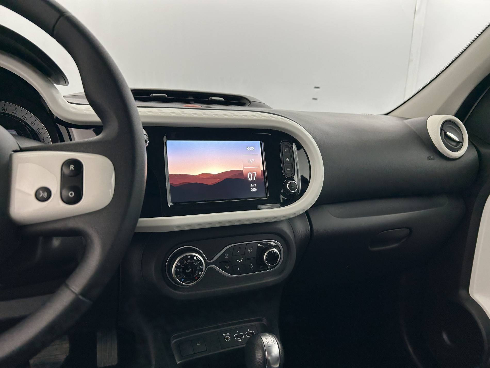 Vente en ligne Renault Twingo Electrique Twingo III E-Tech au prix de 12 490 €