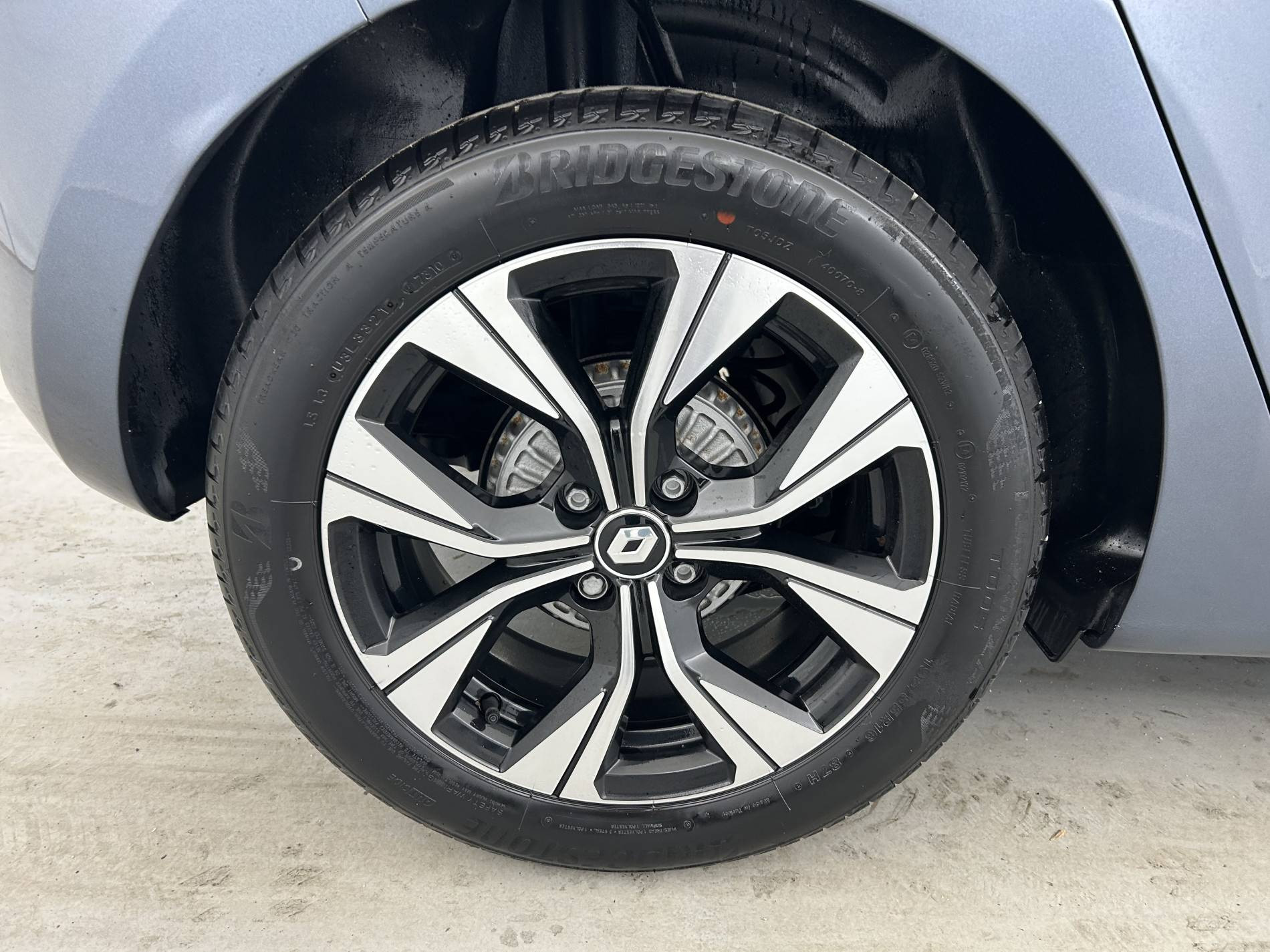 Vente en ligne Renault Clio 5 Clio TCe 90 - 21N au prix de 14 990 €