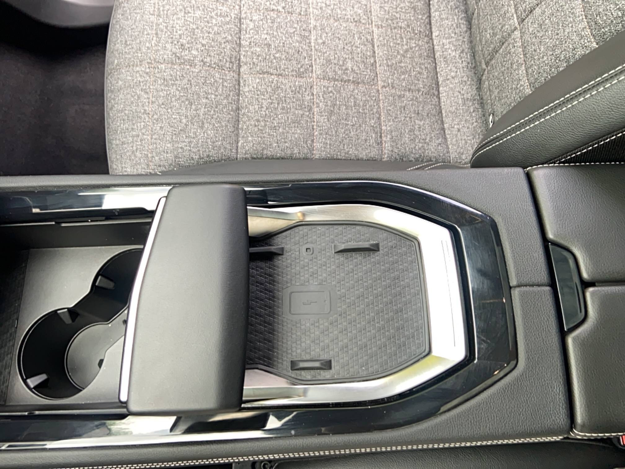 Vente en ligne Renault Espace Espace E-Tech full hybrid 200 GSR2 au prix de 35 490 €