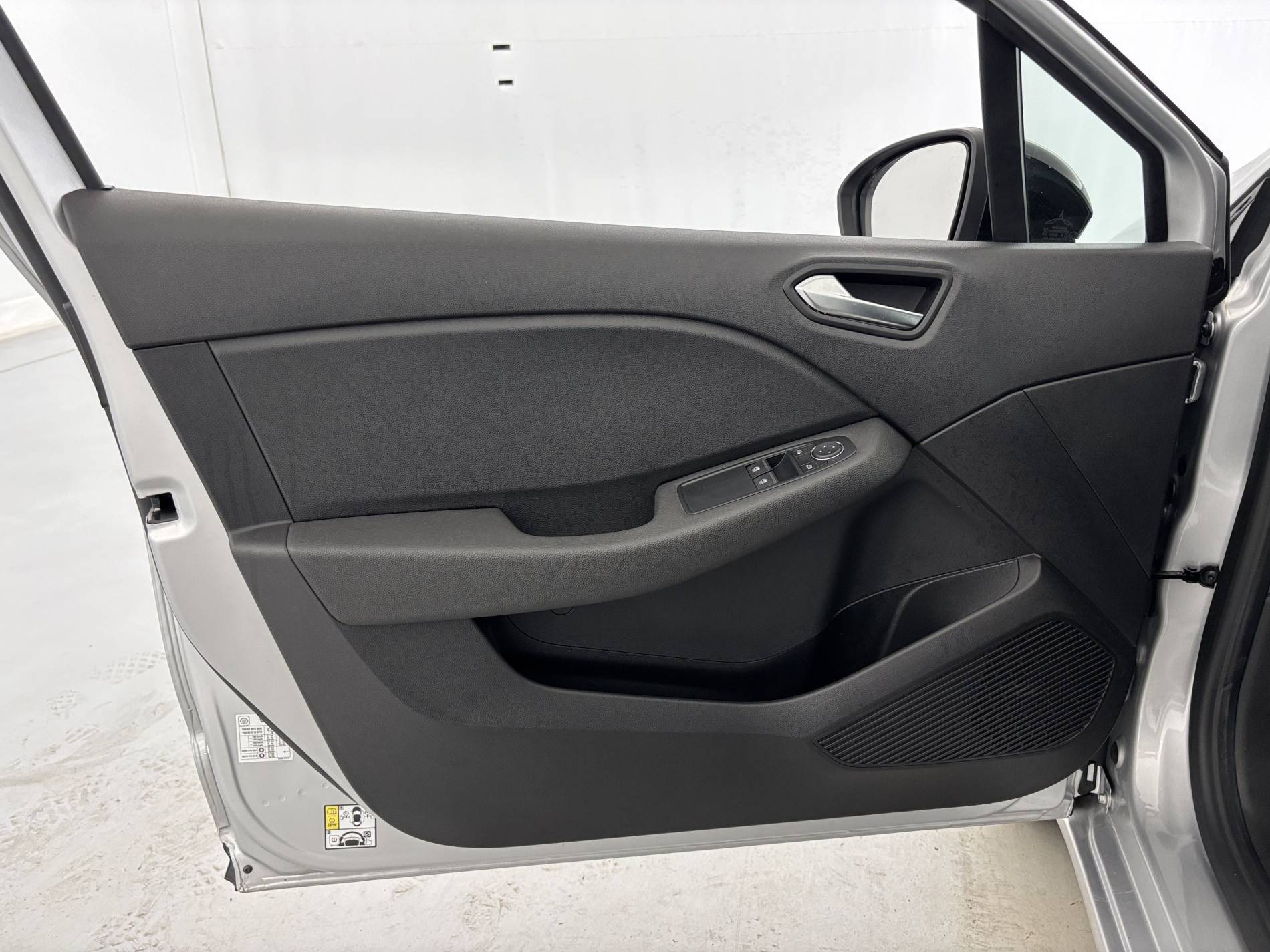 Vente en ligne Renault Clio 5 Clio TCe 90 au prix de 13 690 €