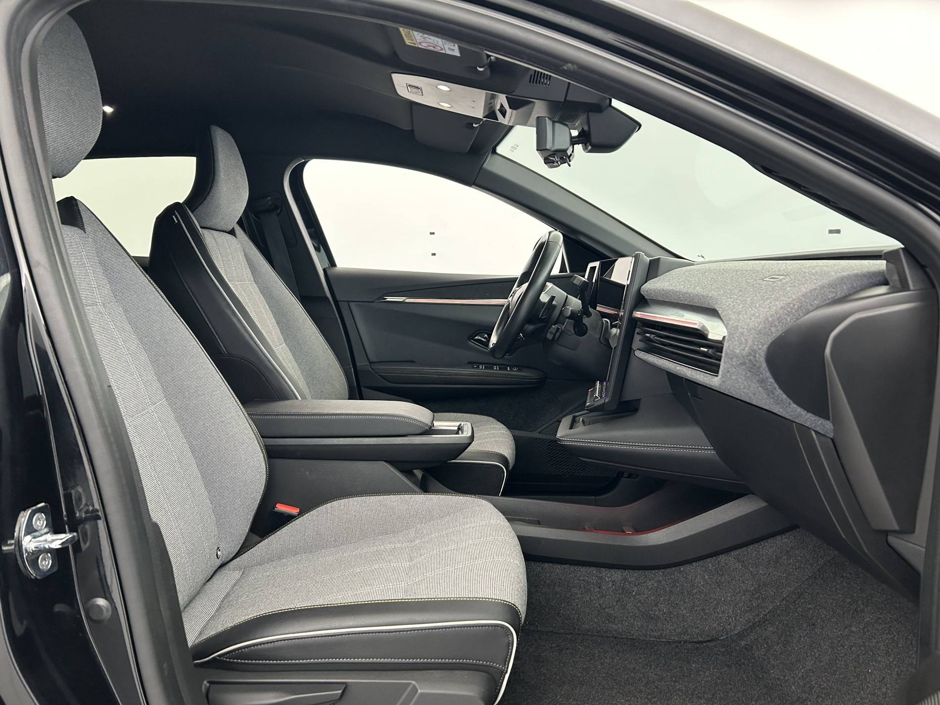 Vente en ligne Renault Megane E-Tech  EV60 220 ch super charge au prix de 23 990 €