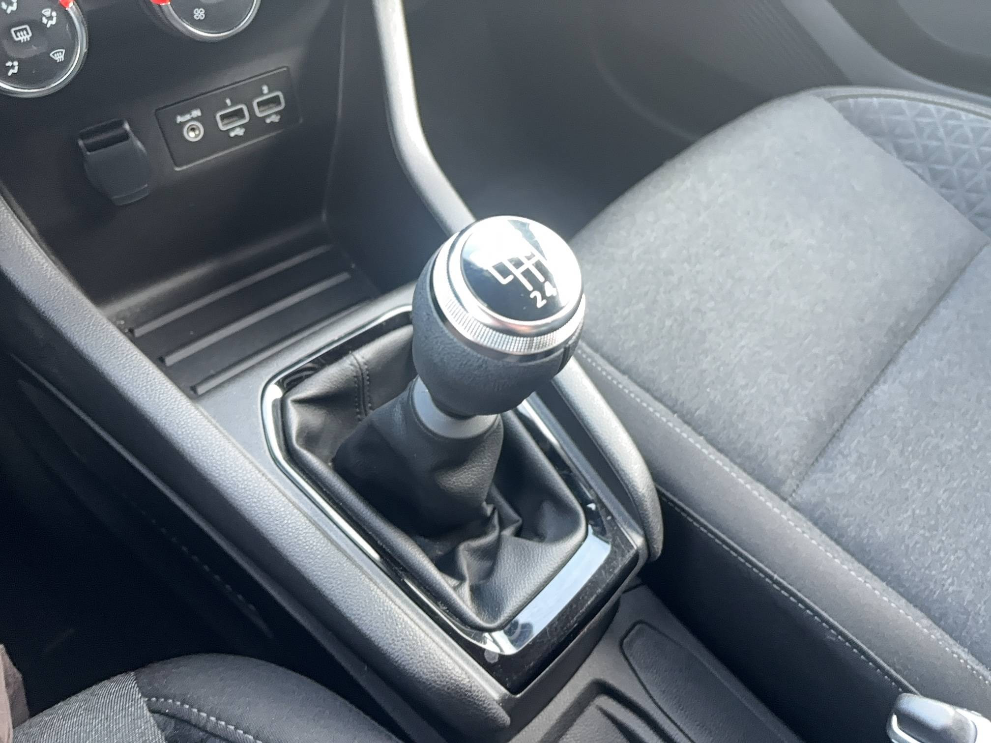 Vente en ligne Renault Clio 5 Clio TCe 90 au prix de 13 690 €