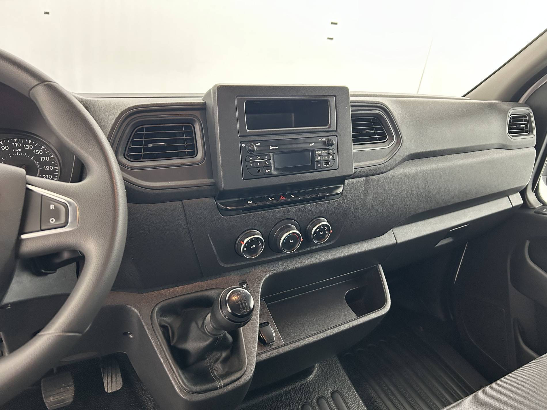 Vente en ligne Renault Master 3 Châssis Cabine MASTER CC PROP RJ3500 L2 PAFC BLUE DCI 130 EURO VI au prix de 32 880 €