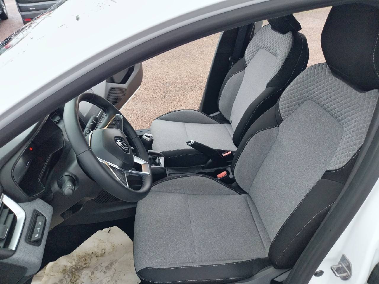 Vente en ligne Renault Clio 5 Clio TCe 90 au prix de 14 690 €