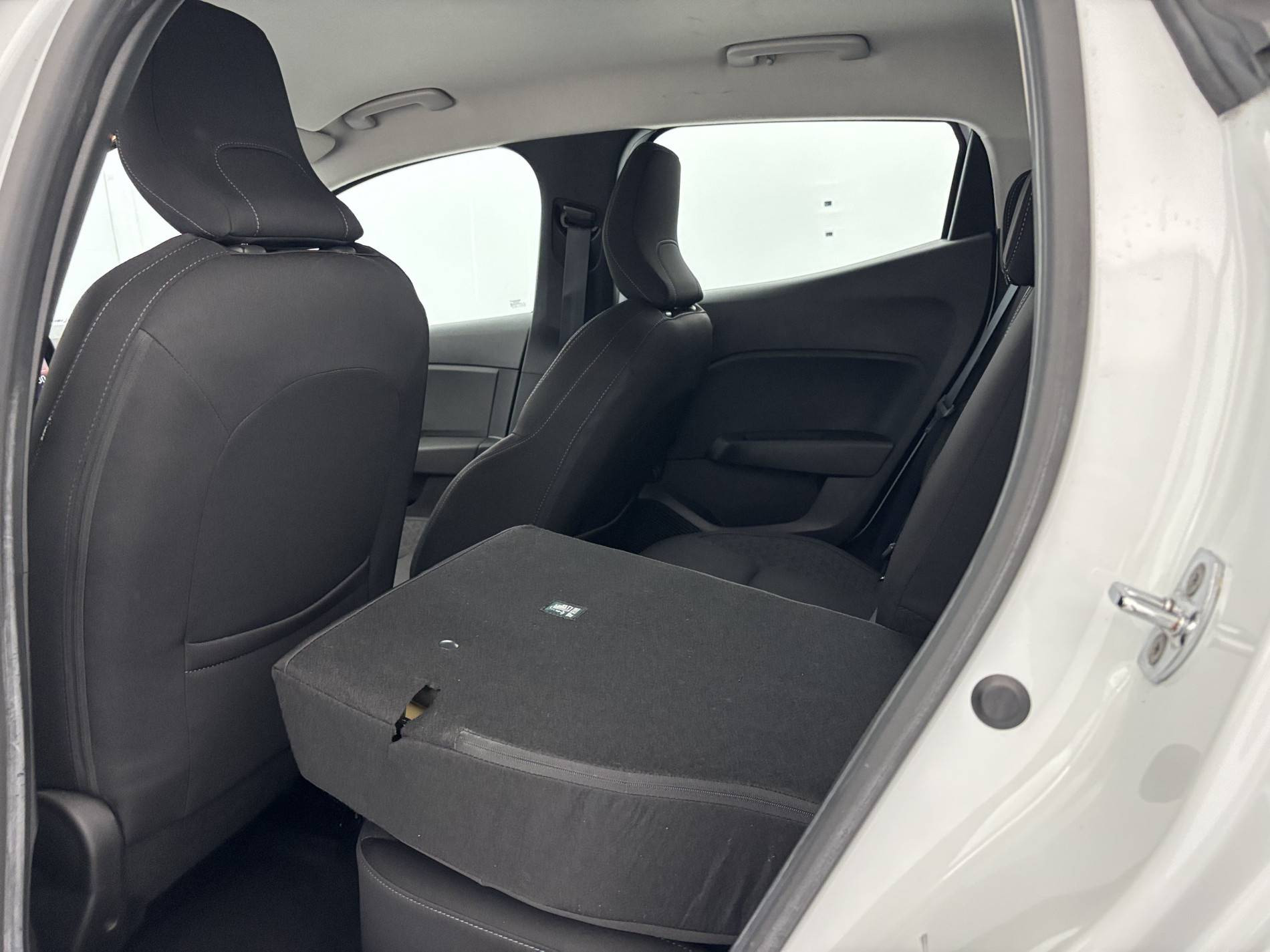 Vente en ligne Renault Clio 5 Clio TCe 90 - 21 au prix de 13 990 €