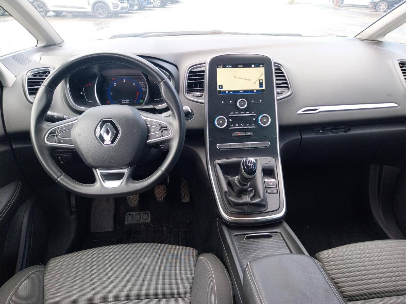 Vente en ligne Renault Scenic 4 Scenic Blue dCi 120 au prix de 14 990 €