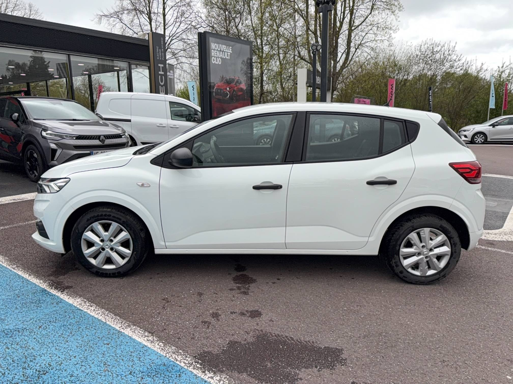 Vente en ligne Dacia Sandero  SCe 65 au prix de 8 990 €