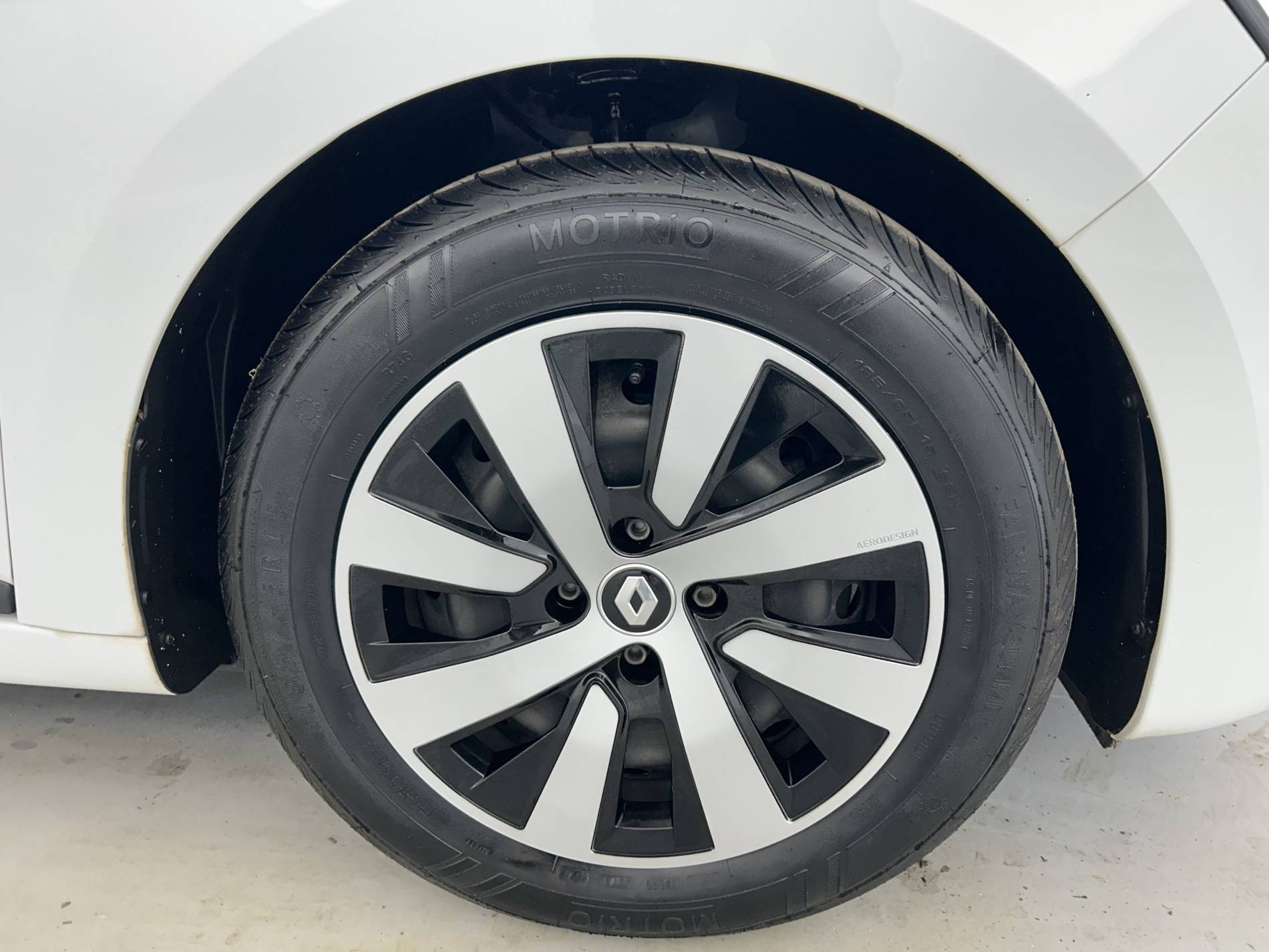 Vente en ligne Renault Clio 5 Clio TCe 90 au prix de 13 990 €