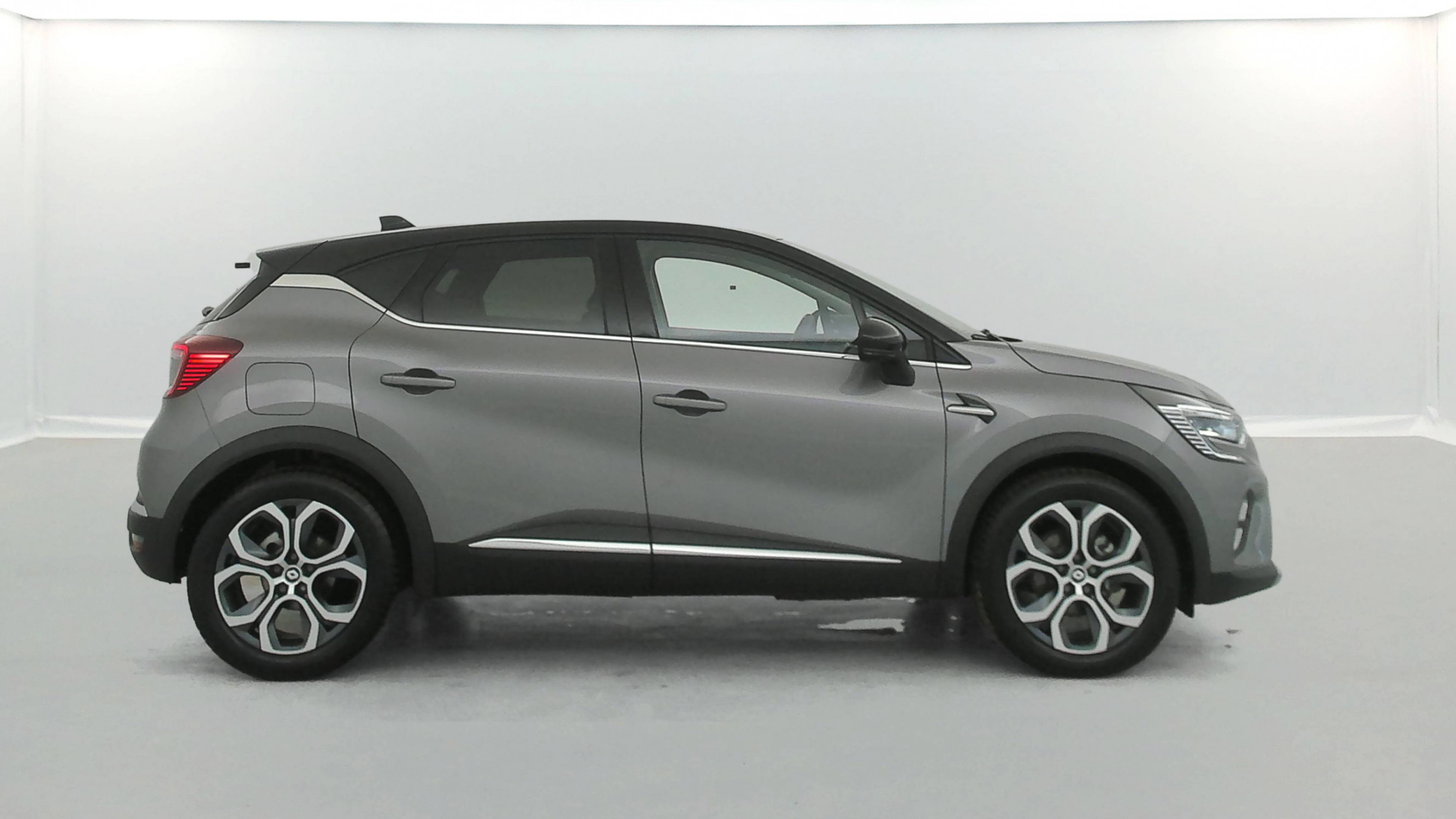 Vente en ligne Renault Captur  E-Tech full hybrid 145 au prix de 20 890 €
